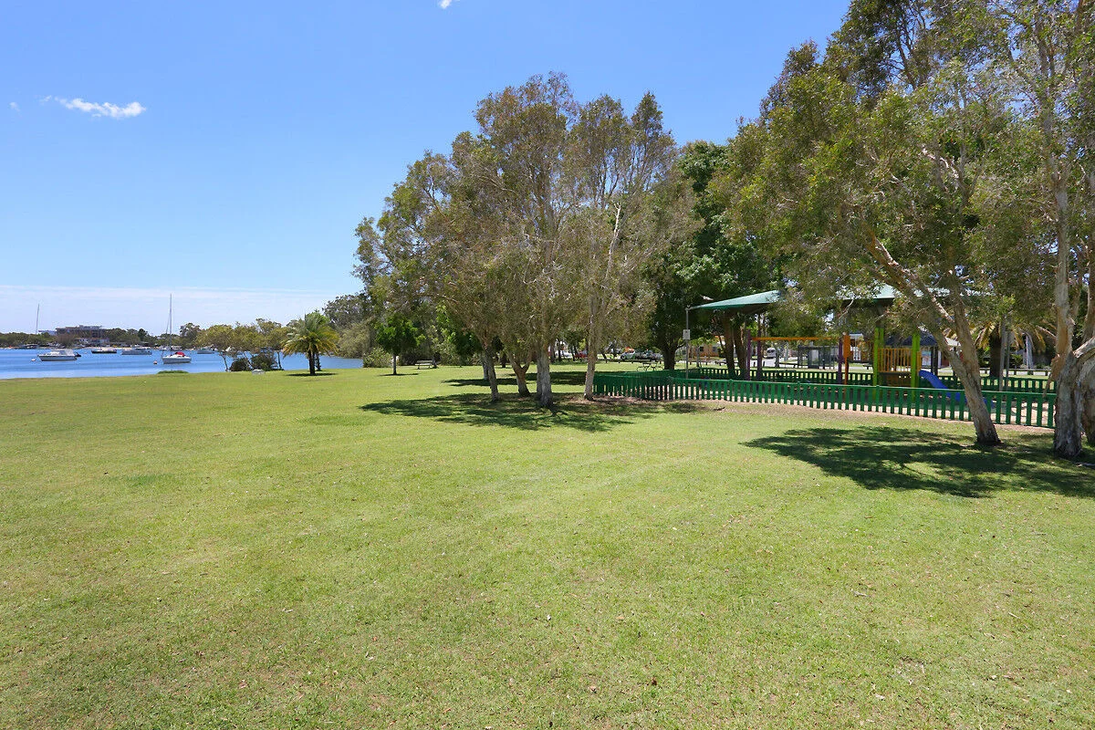 Additional image 32 of 1/27 Eider Avenue, Paradise Point QLD 4216