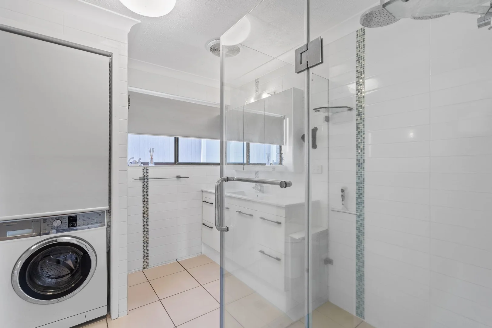 Additional image 12 of 6/57 Milton Avenue, Paradise Point QLD 4216