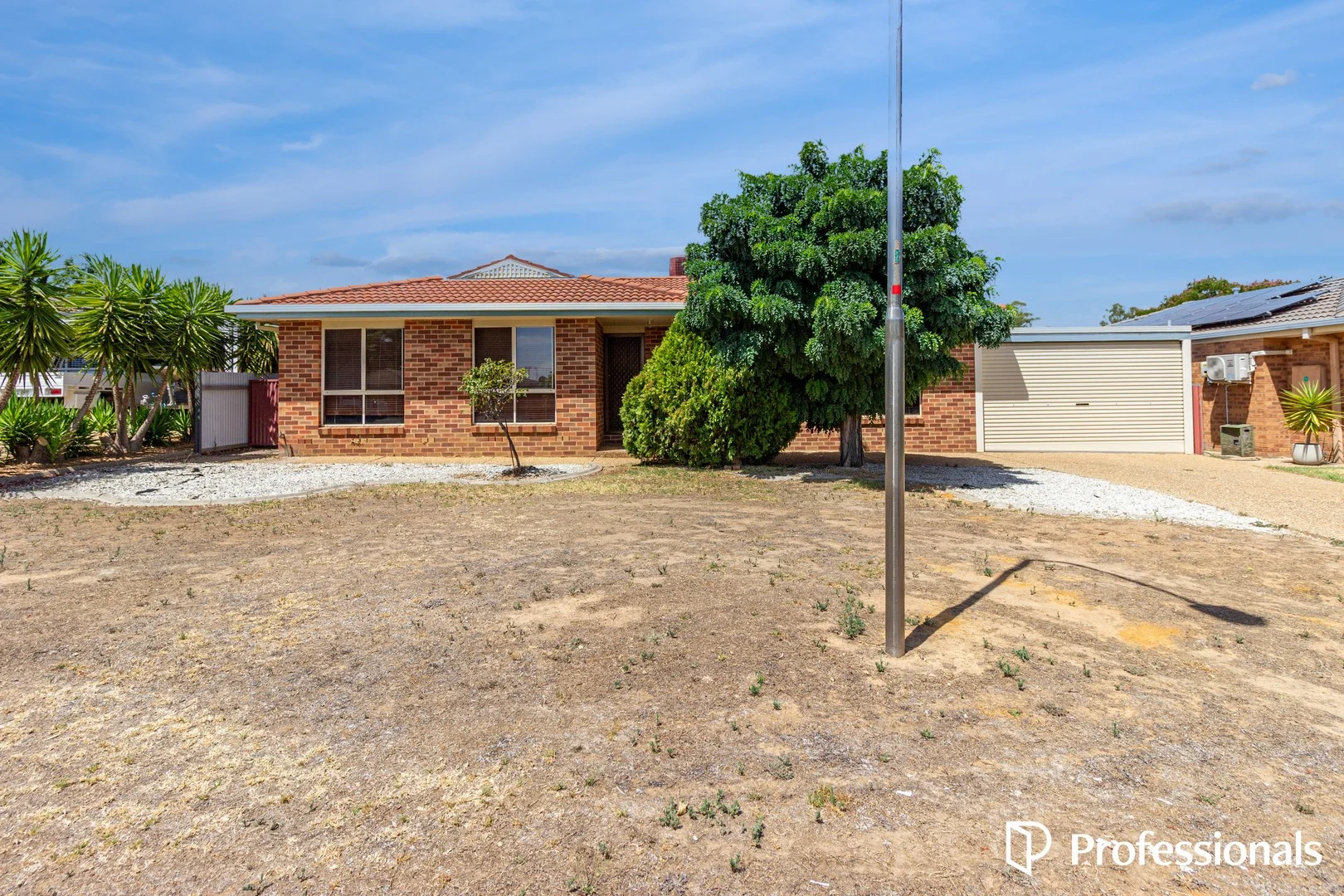 14 Eaton Street, Ashmont NSW 2650