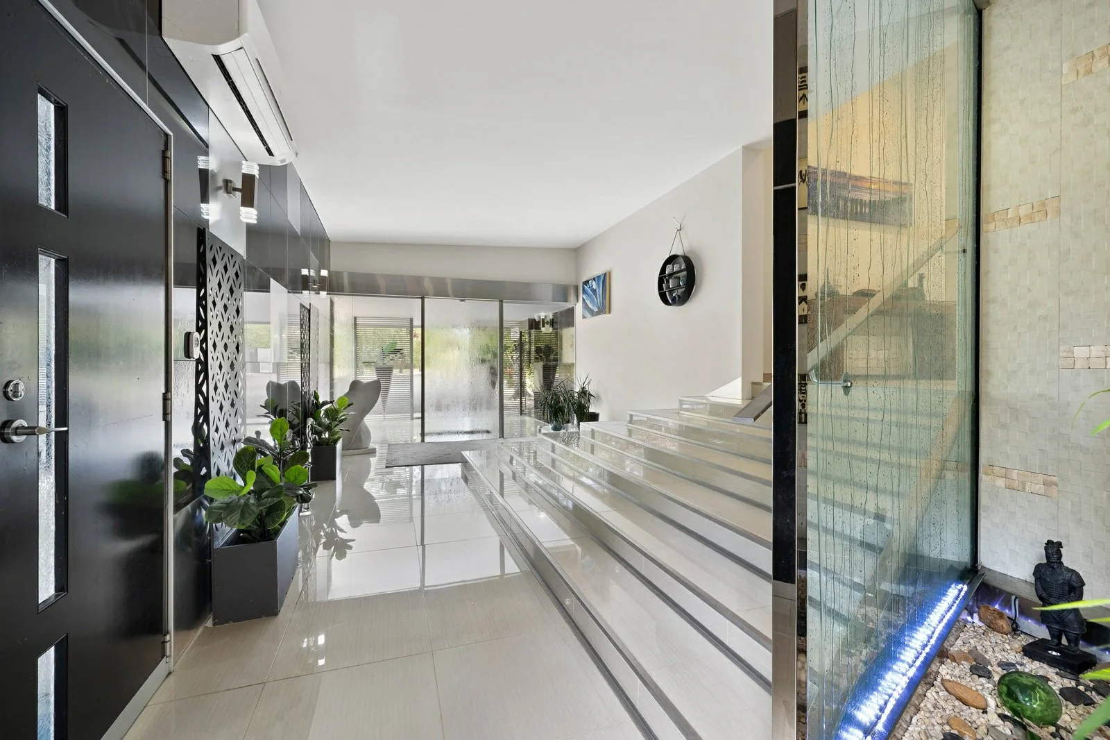 Additional image 2 of 25 Mallard Close, Newlands Arm VIC 3875