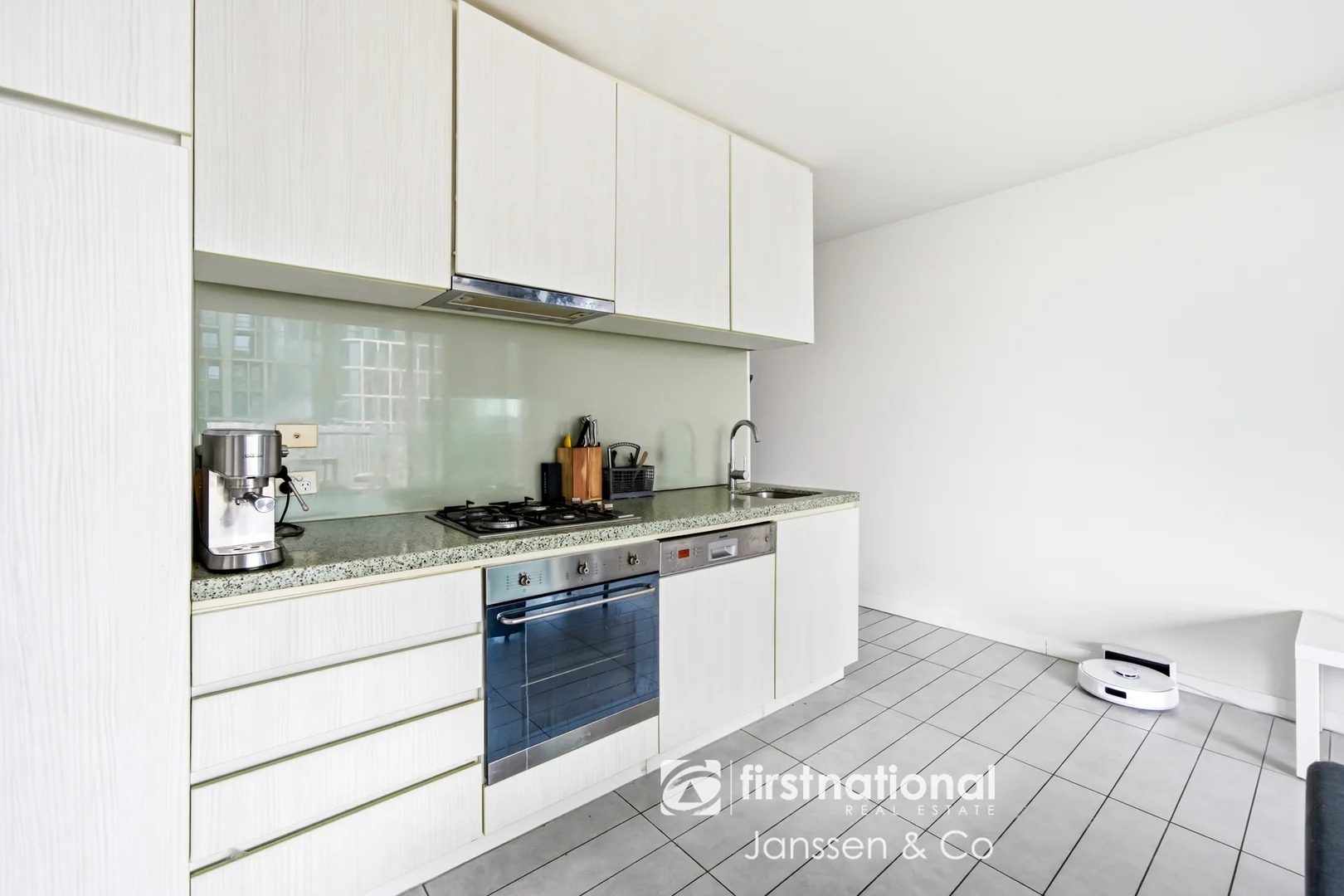 Additional image 3 of 2101/673 La Trobe Street, Docklands VIC 3008