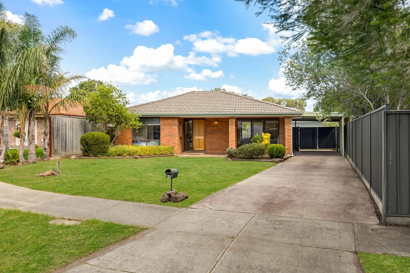 10 Gowrie Court, Sunbury VIC 3429