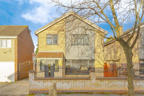 Thomson Close, Leicester LE4