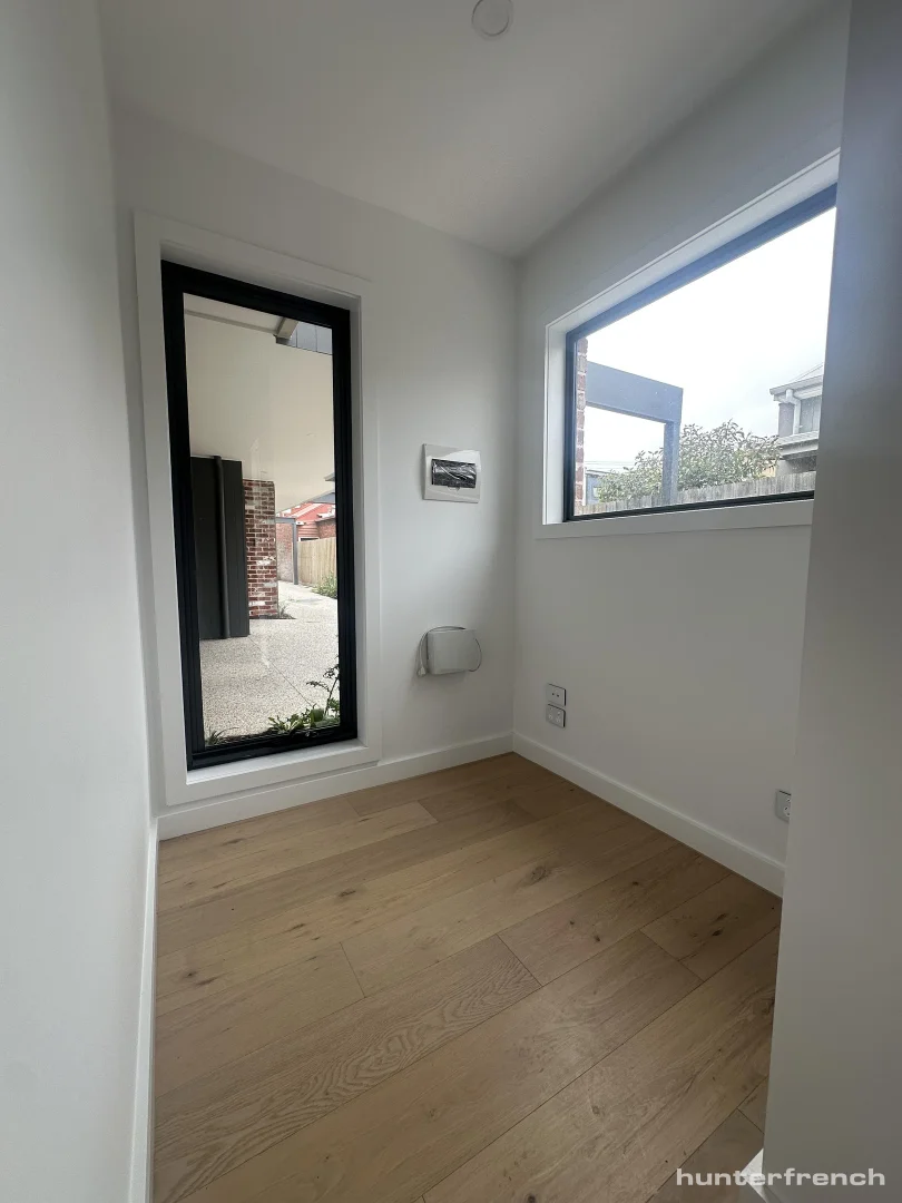 Additional image 5 of 5/117 Blackshaws Road, Newport VIC 3015