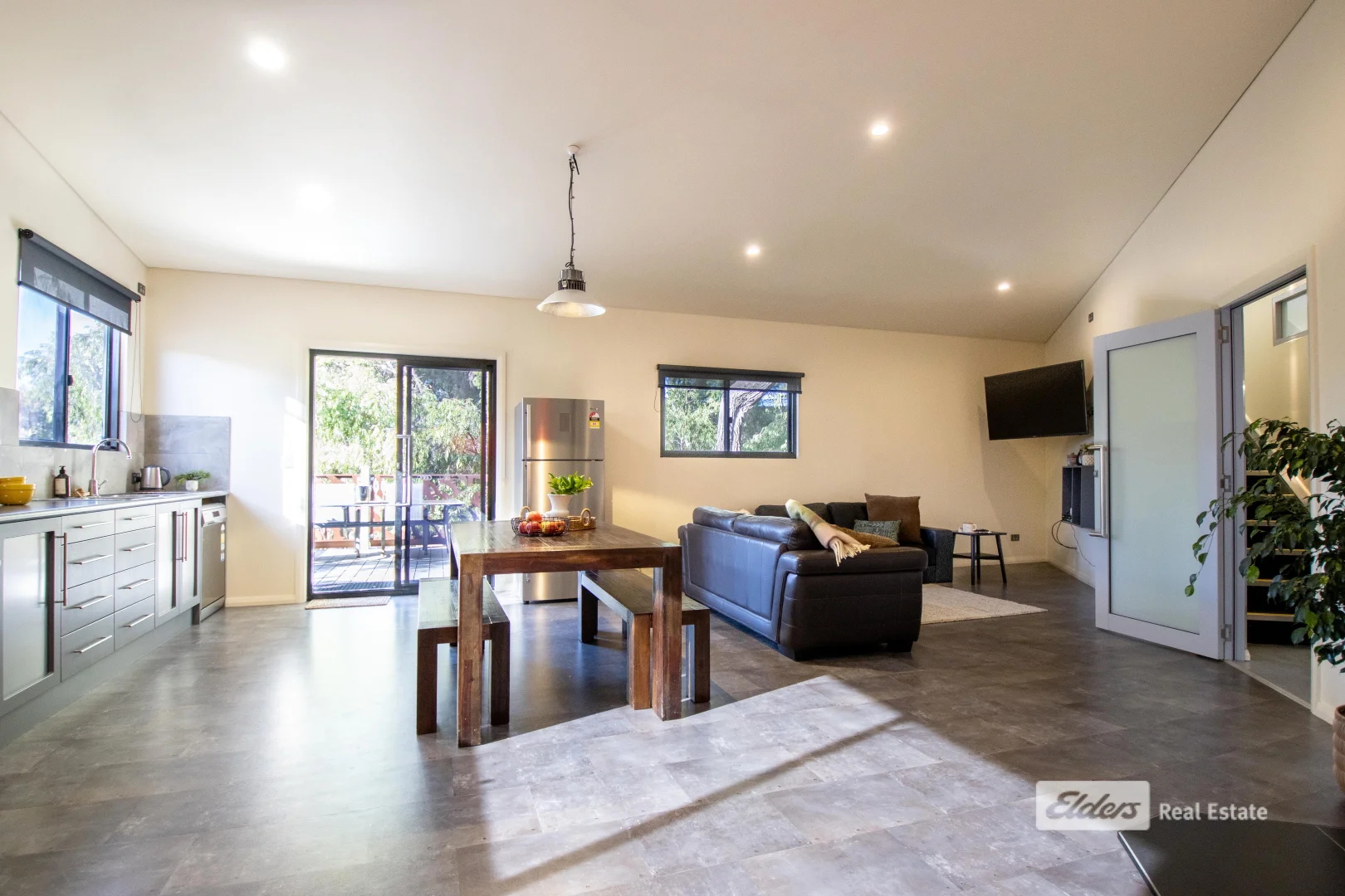 Additional image 3 of 27 Bennett Street, Bremer Bay WA 6338