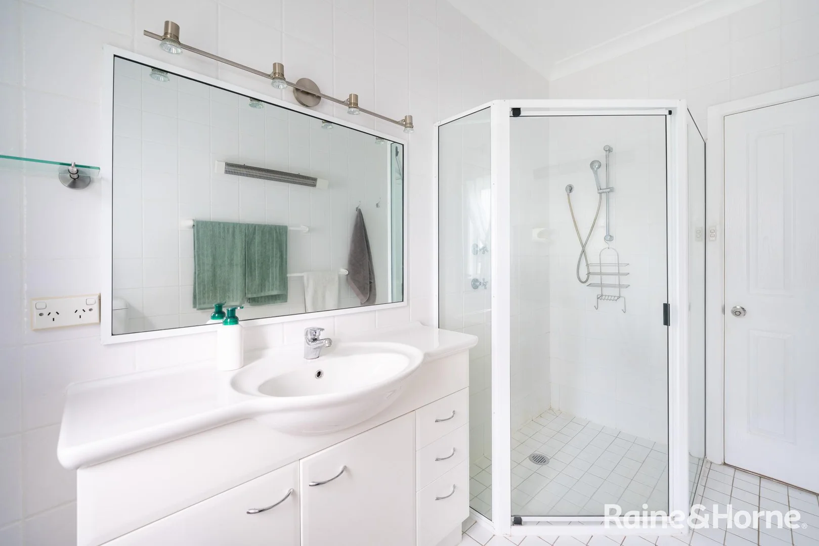 Additional image 13 of 2216 Freemantle Road, Freemantle NSW 2795