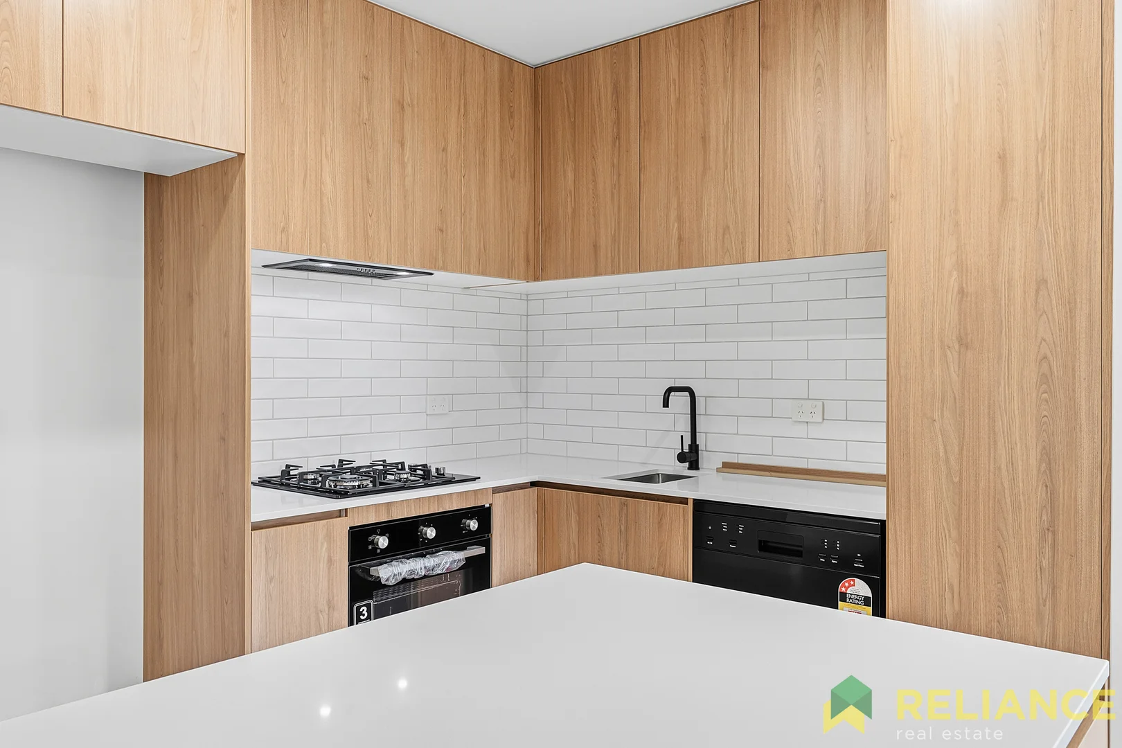 Additional image 4 of 33 Castello Drive, Deanside VIC 3336