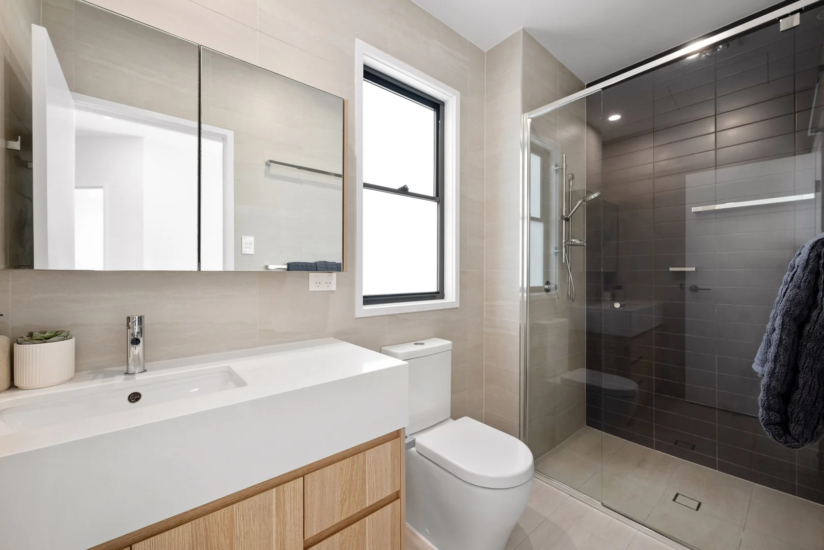 Additional image 22 of 4/30 Richmond Road, Morningside QLD 4170