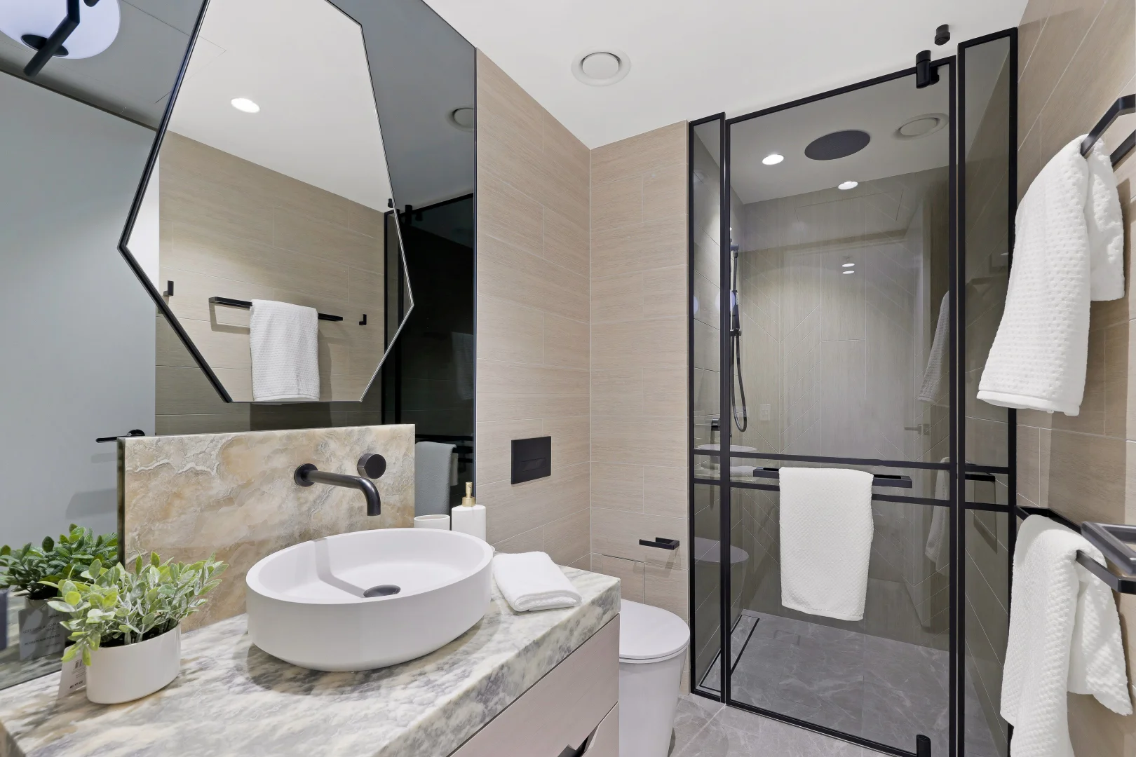 Additional image 18 of 13505/36 Old Burleigh Road, Surfers Paradise QLD 4217