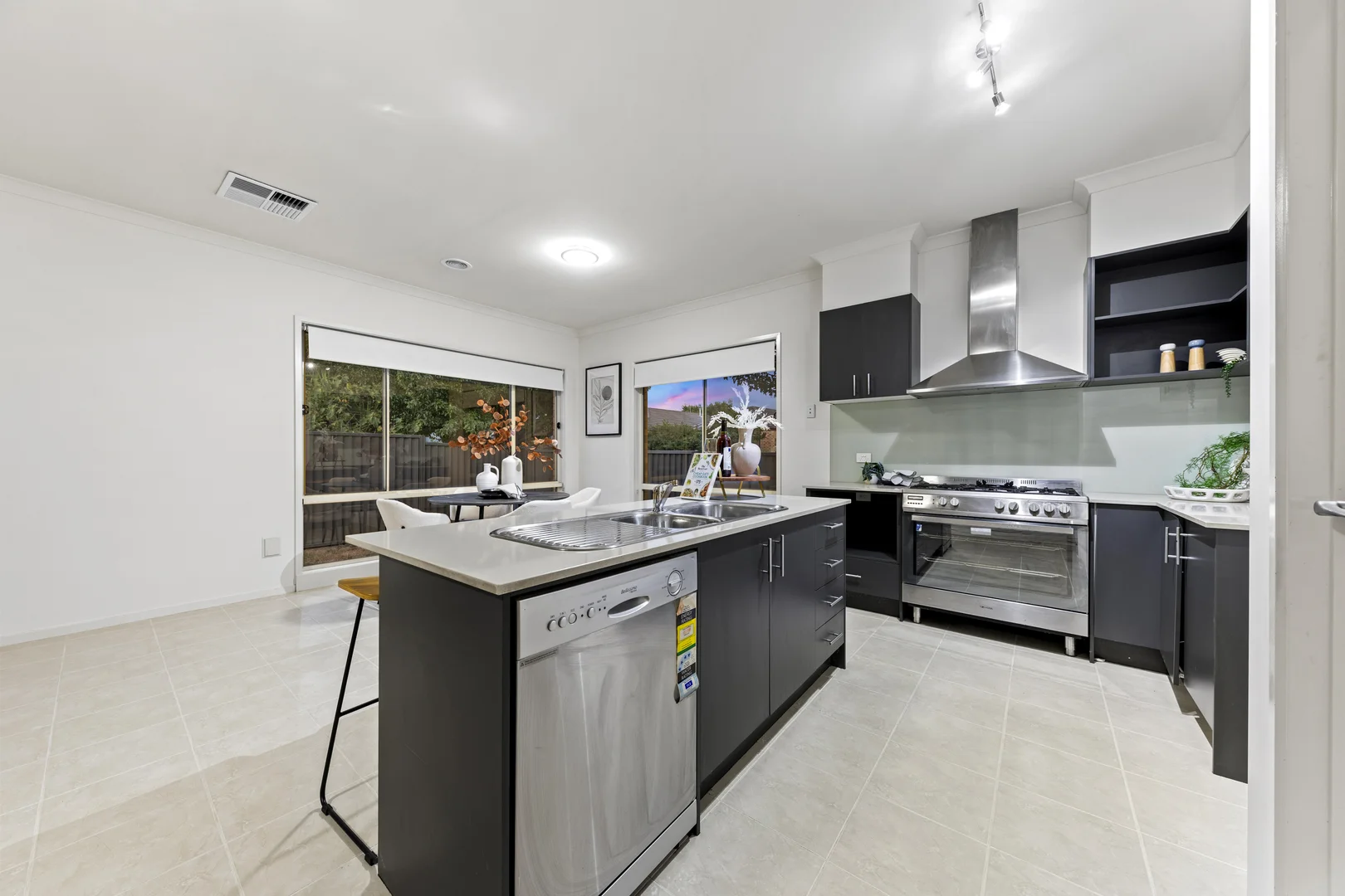 Additional image 4 of 2 Paxton Link, Pakenham VIC 3810