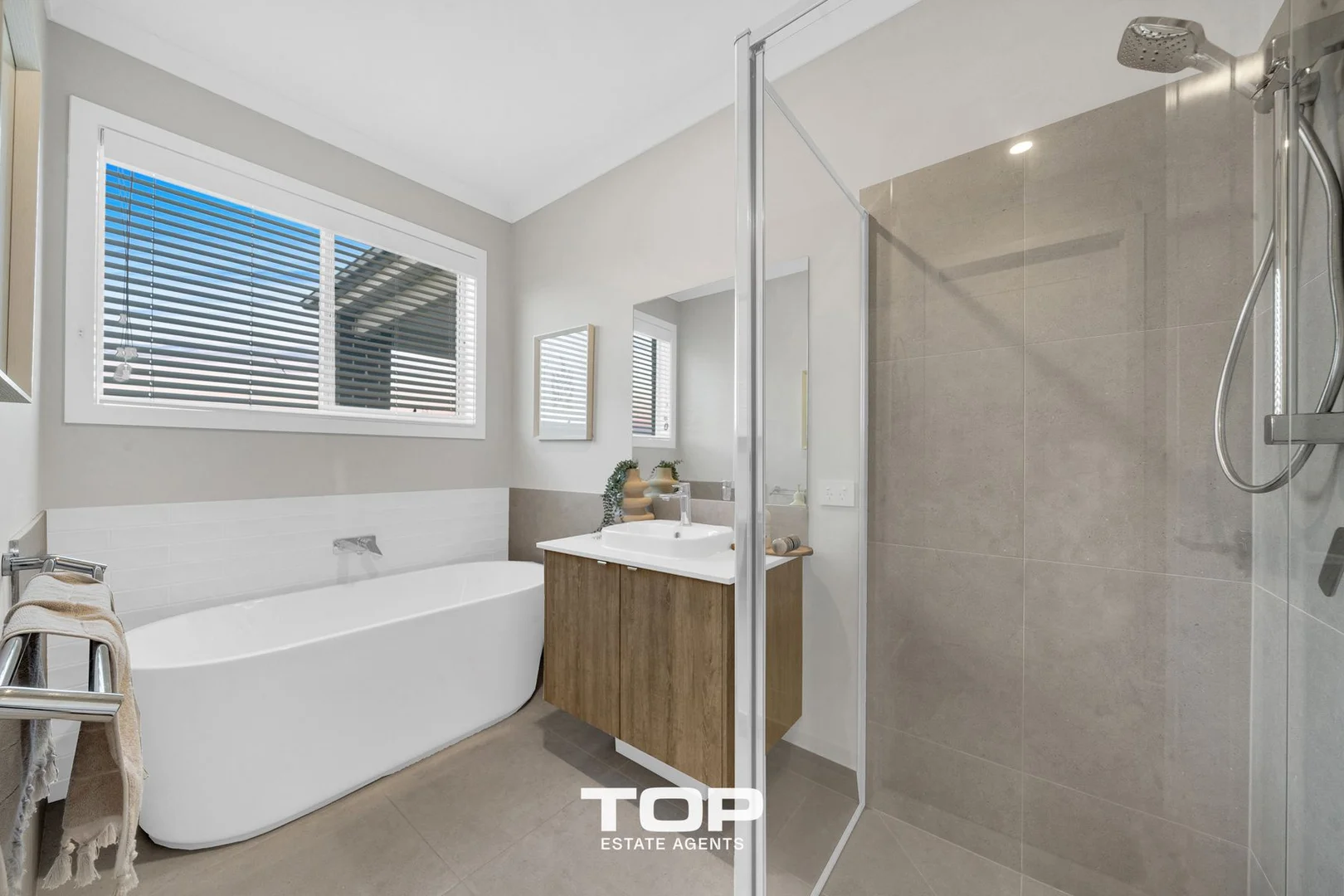 Additional image 21 of 9 Grazing Way, Clyde North VIC 3978