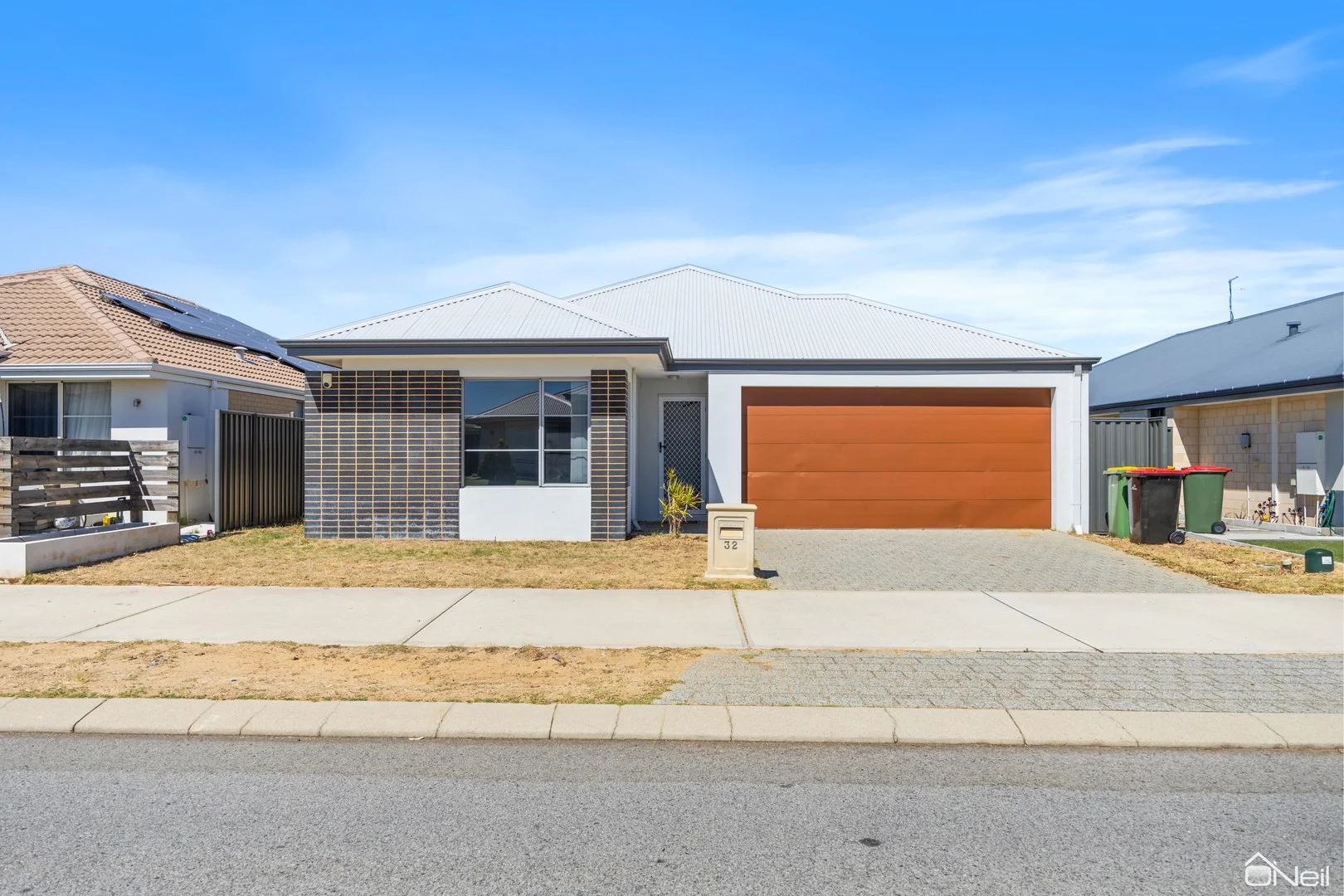 32 Nesbit Drive, Haynes WA 6112