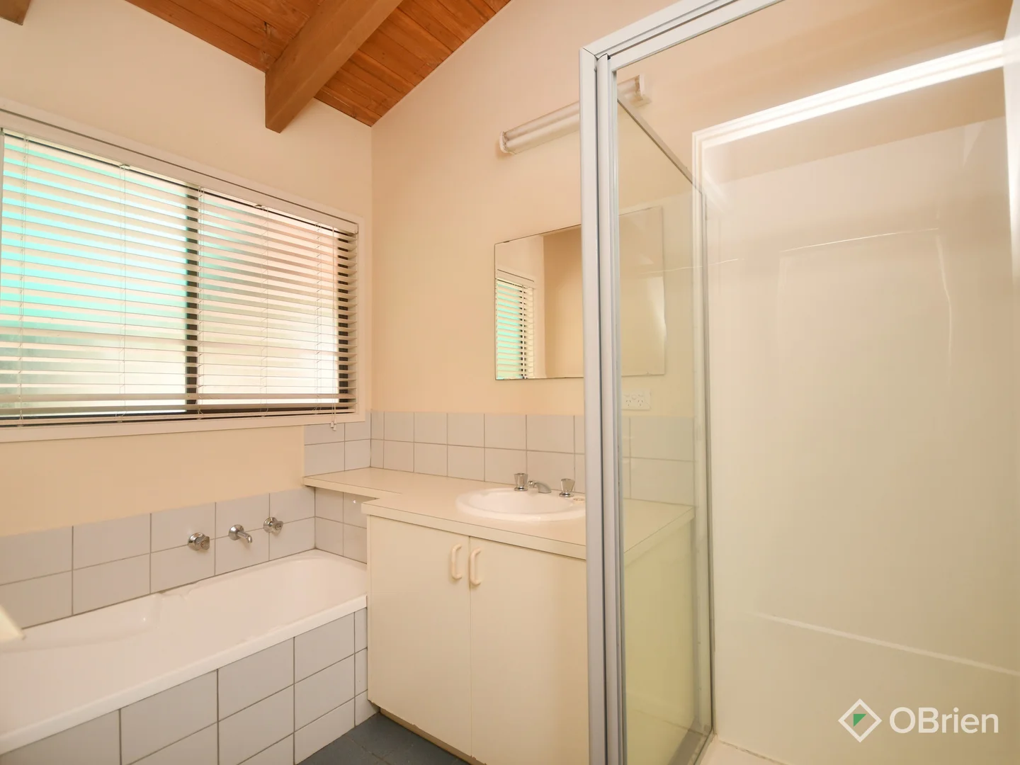 Additional image 11 of 17 McRae Street, Lakes Entrance VIC 3909