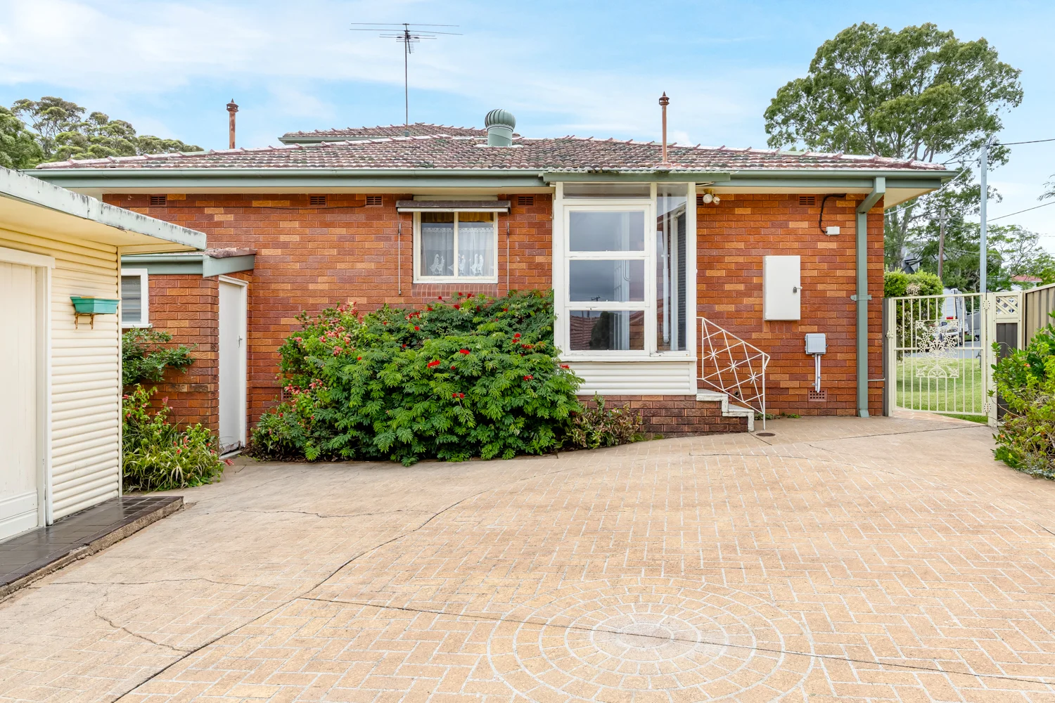 Additional image 13 of 8 Sunlea Avenue, Mortdale NSW 2223