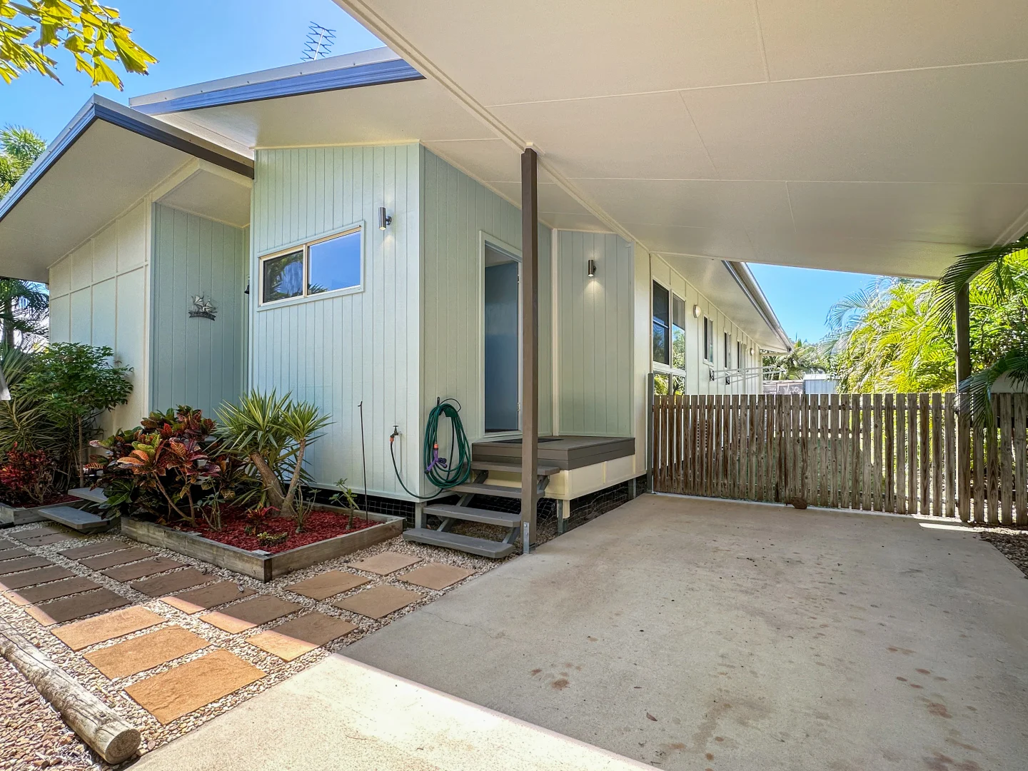 Additional image 3 of 9 Pandanus Dr, Horseshoe Bay QLD 4819