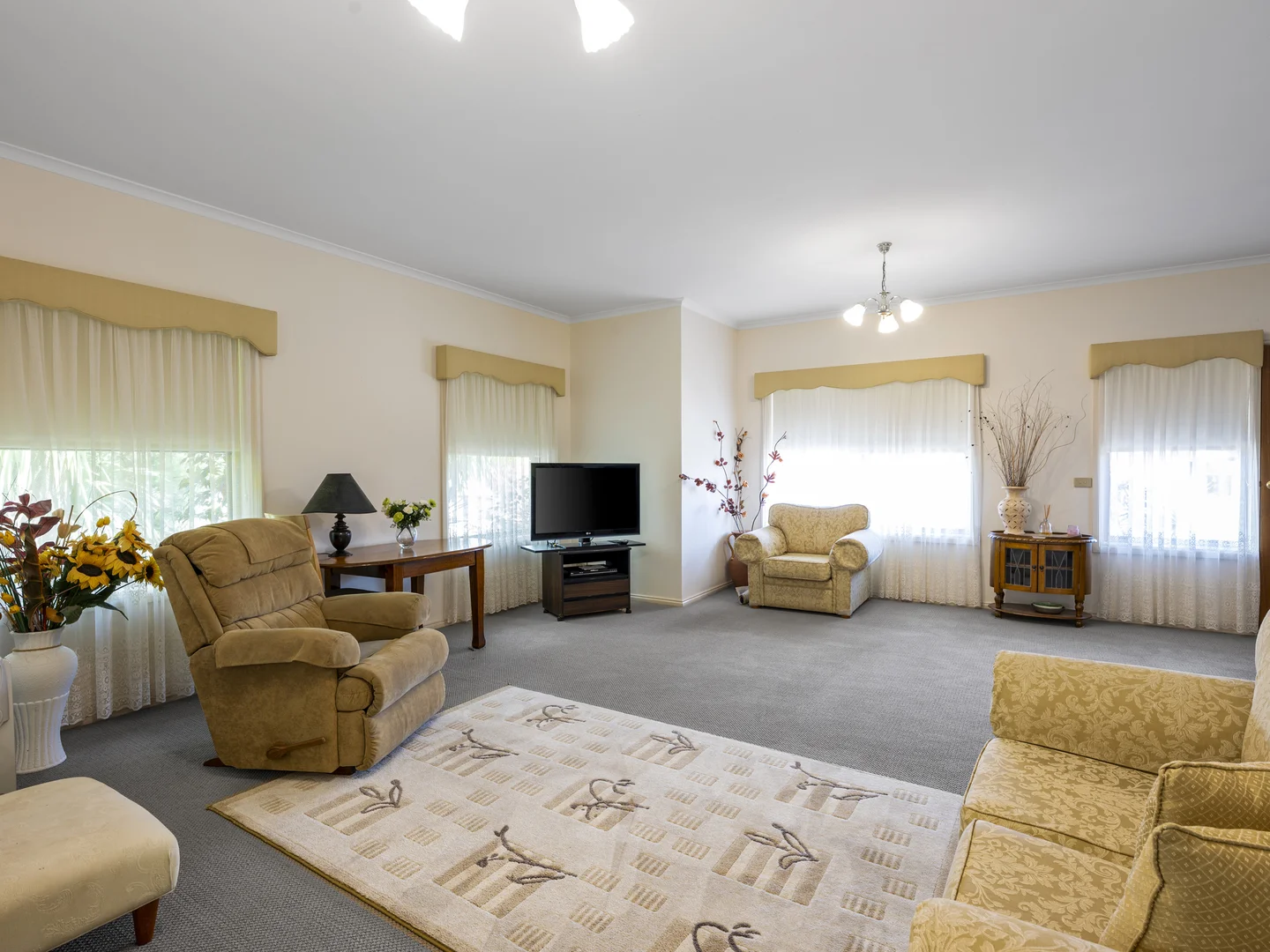 Additional image 4 of 3 Somerset Crescent, Mansfield VIC 3722