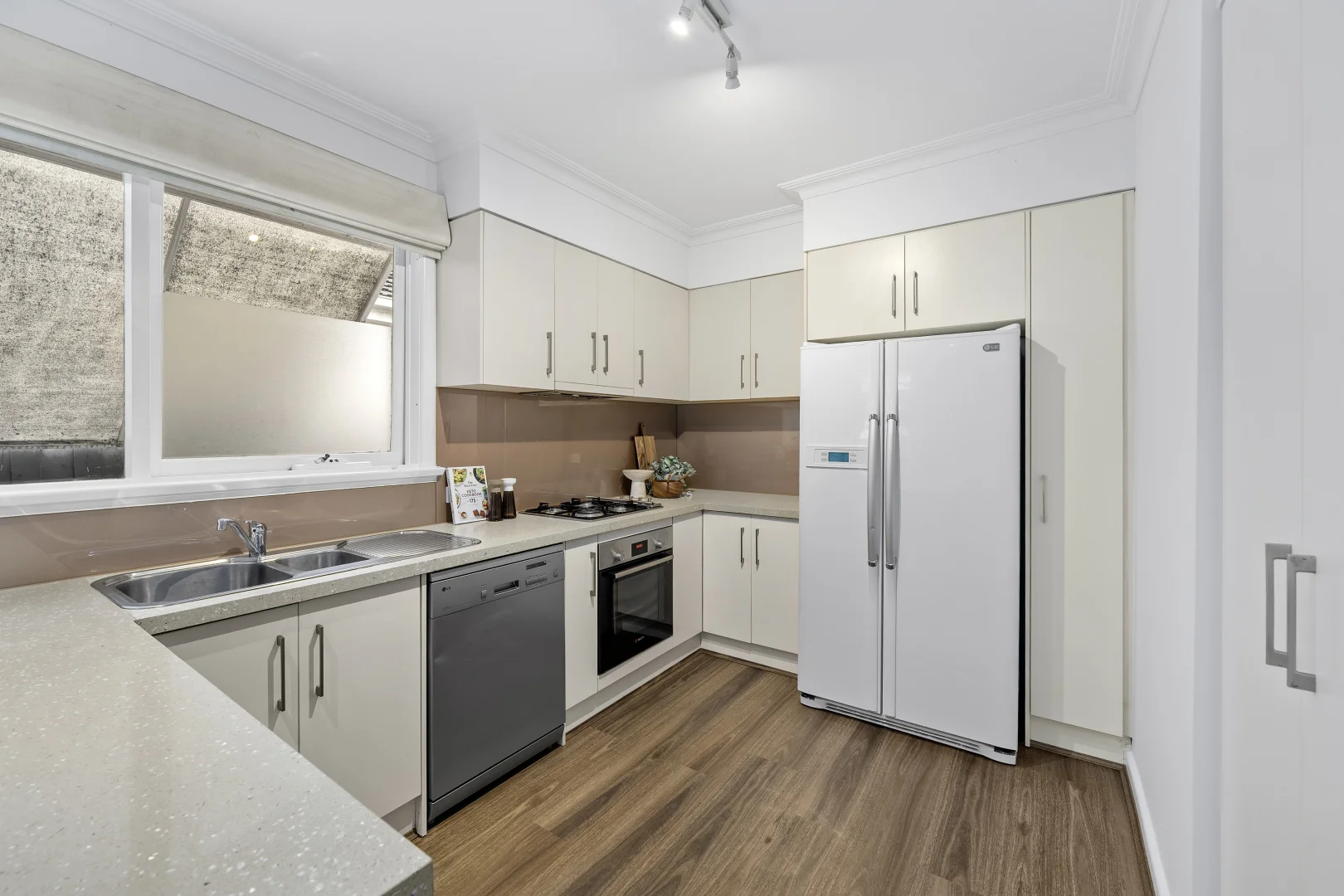 Additional image 5 of 1/724 Hawthorn Road, Brighton East VIC 3187