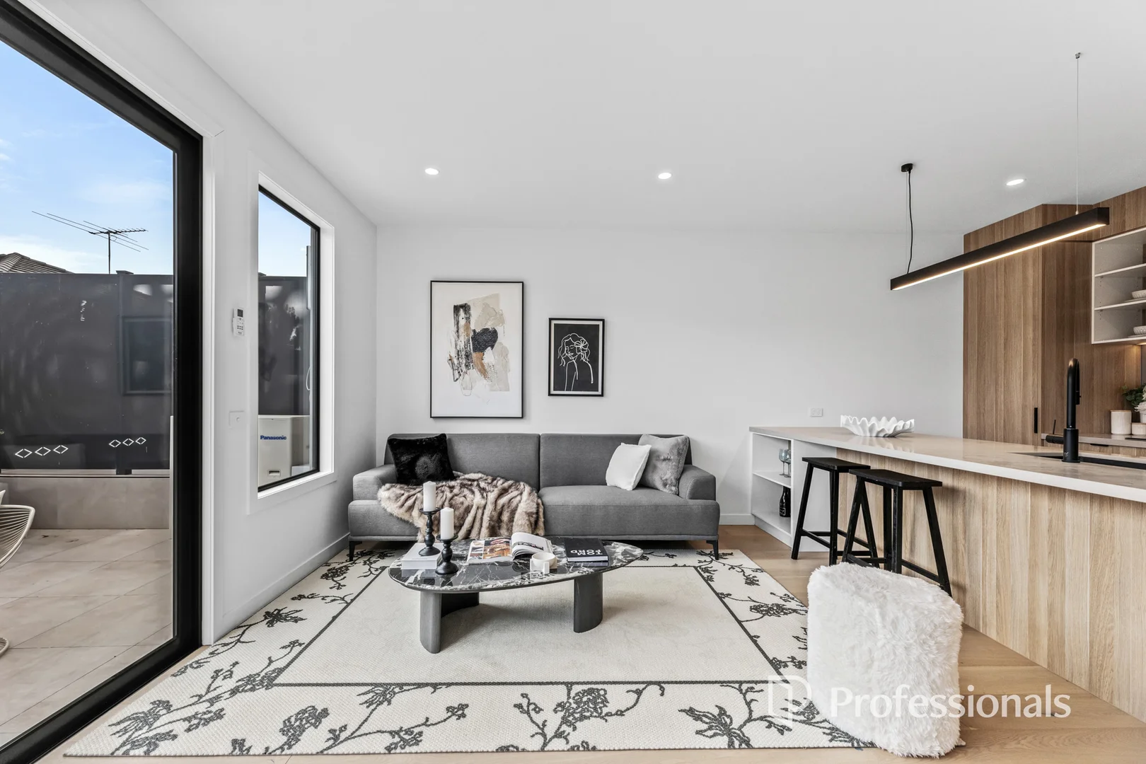 Additional image 4 of 3&5/94 Wood Street, Templestowe VIC 3106