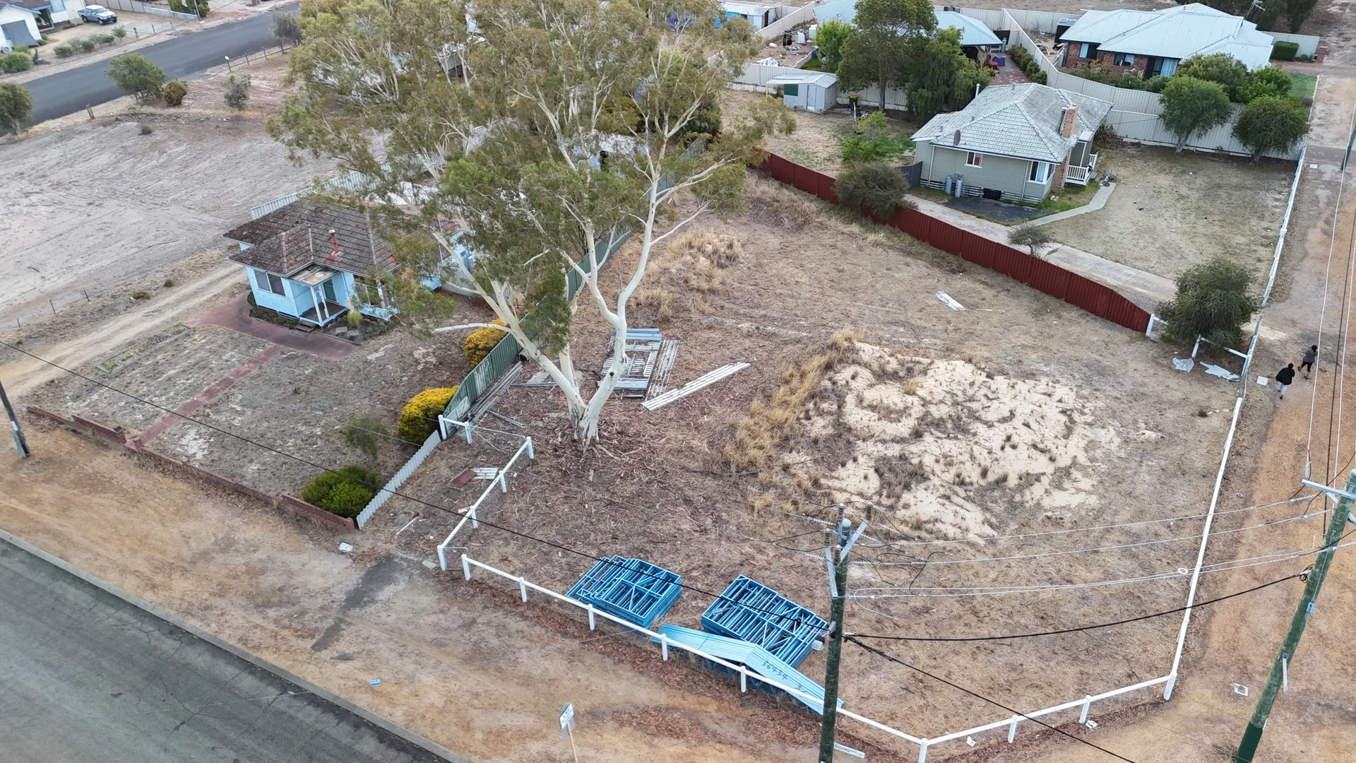 25 Round Drive, Katanning WA 6317