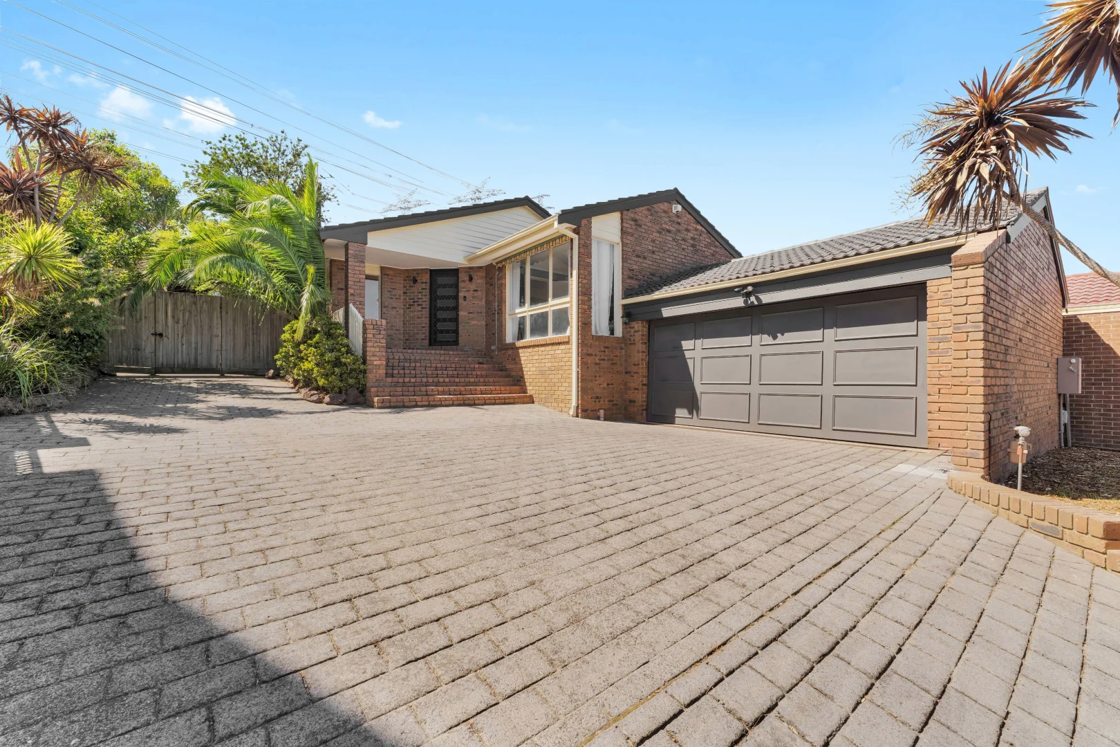 Additional image 2 of 13 Skipton Place, Endeavour Hills VIC 3802