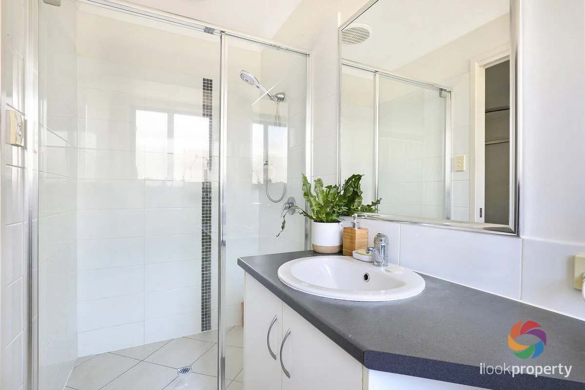 Additional image 5 of 27 Sapphire Street, Caloundra West QLD 4551