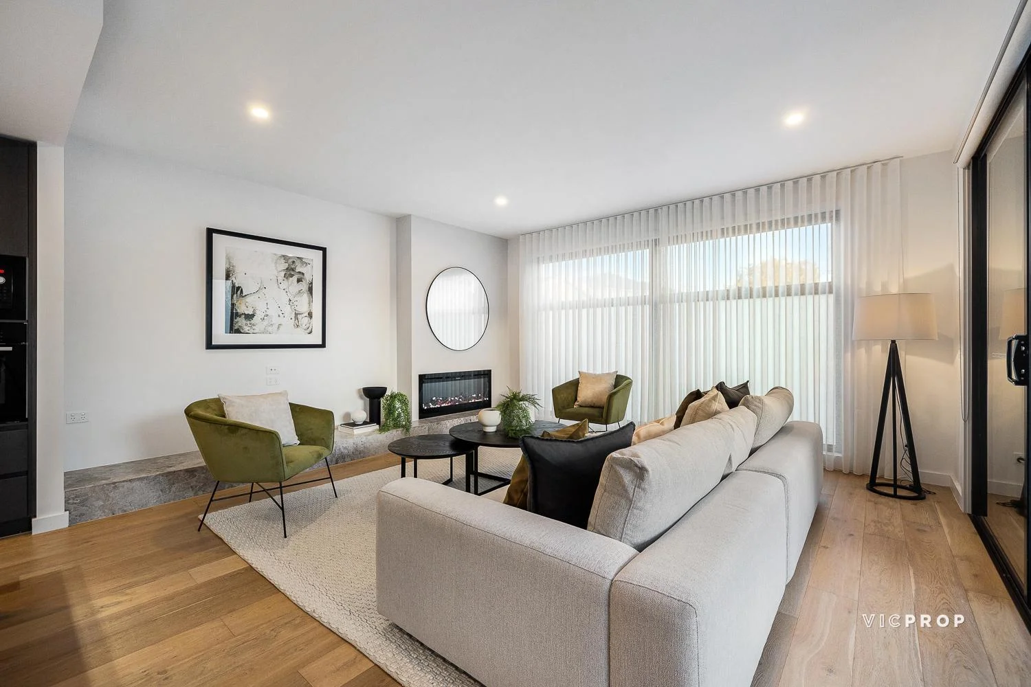 Additional image 3 of 128a Beverley Street, Doncaster East VIC 3109