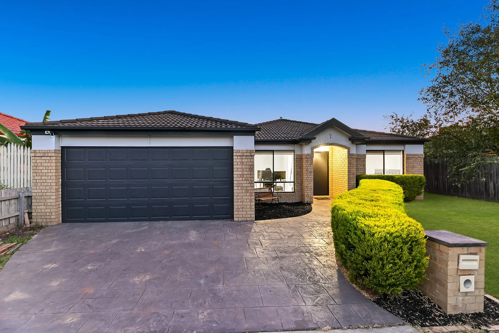 7 Sarah-Louise Place, Berwick VIC 3806