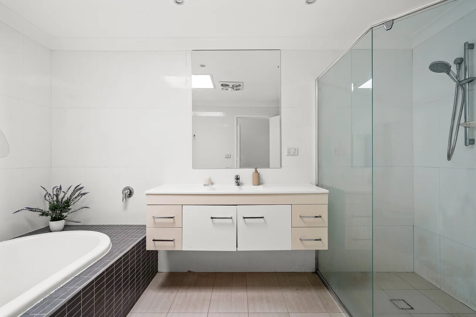 Additional image 10 of 65 Isaac Smith Parade, Kings Langley NSW 2147