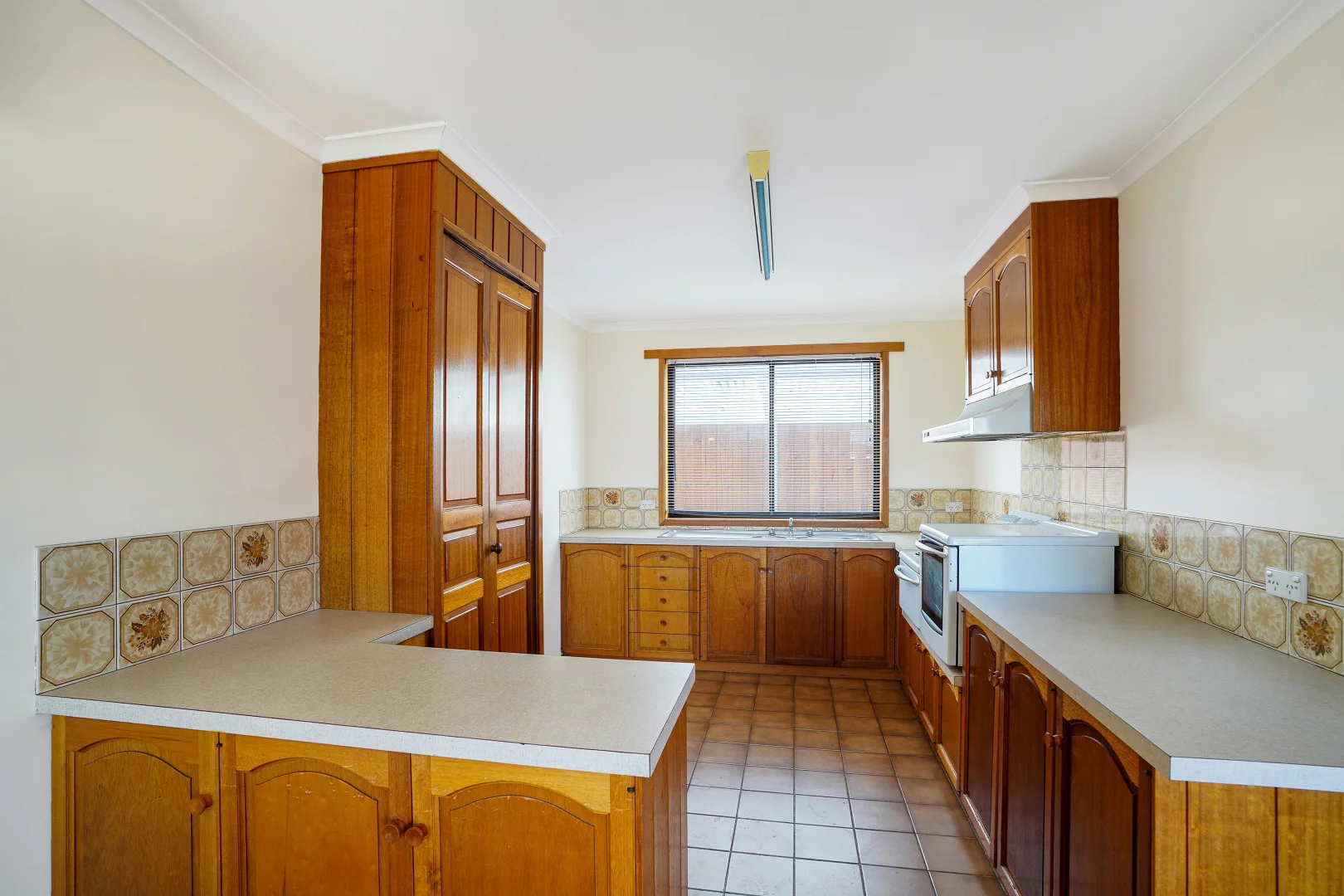 Additional image 5 of 2/3 Mandeville Court, Port Fairy VIC 3284