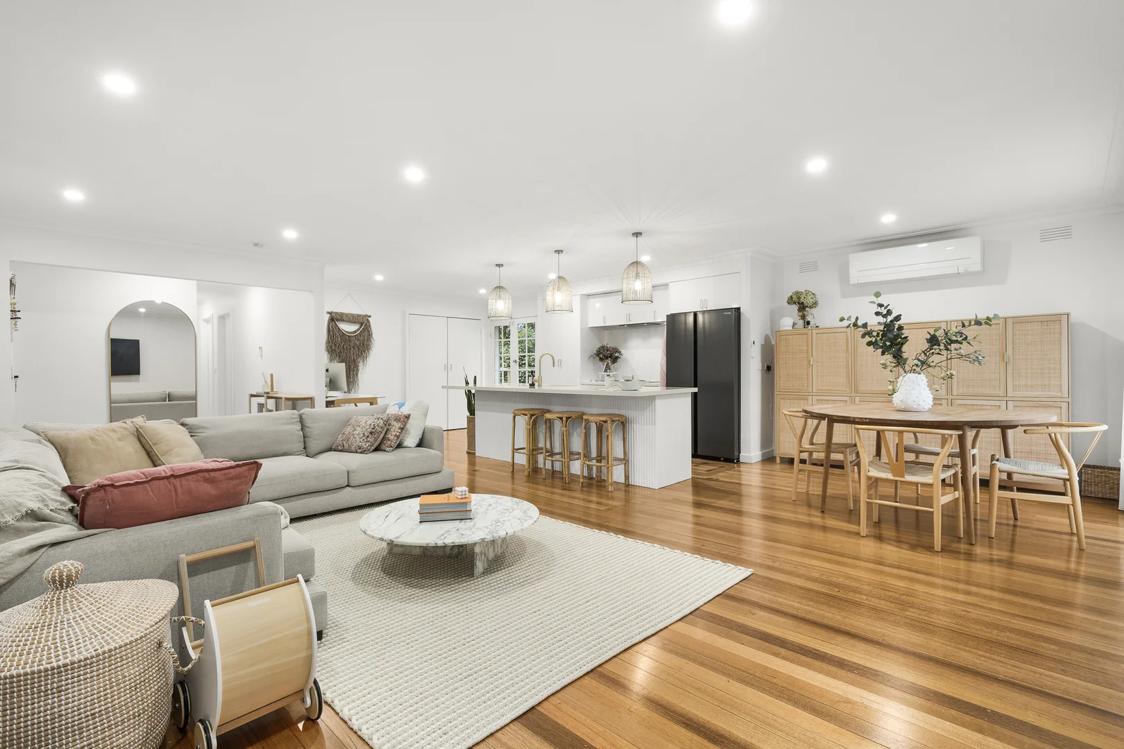 Additional image 3 of 1/61 Mount View Parade, Croydon VIC 3136