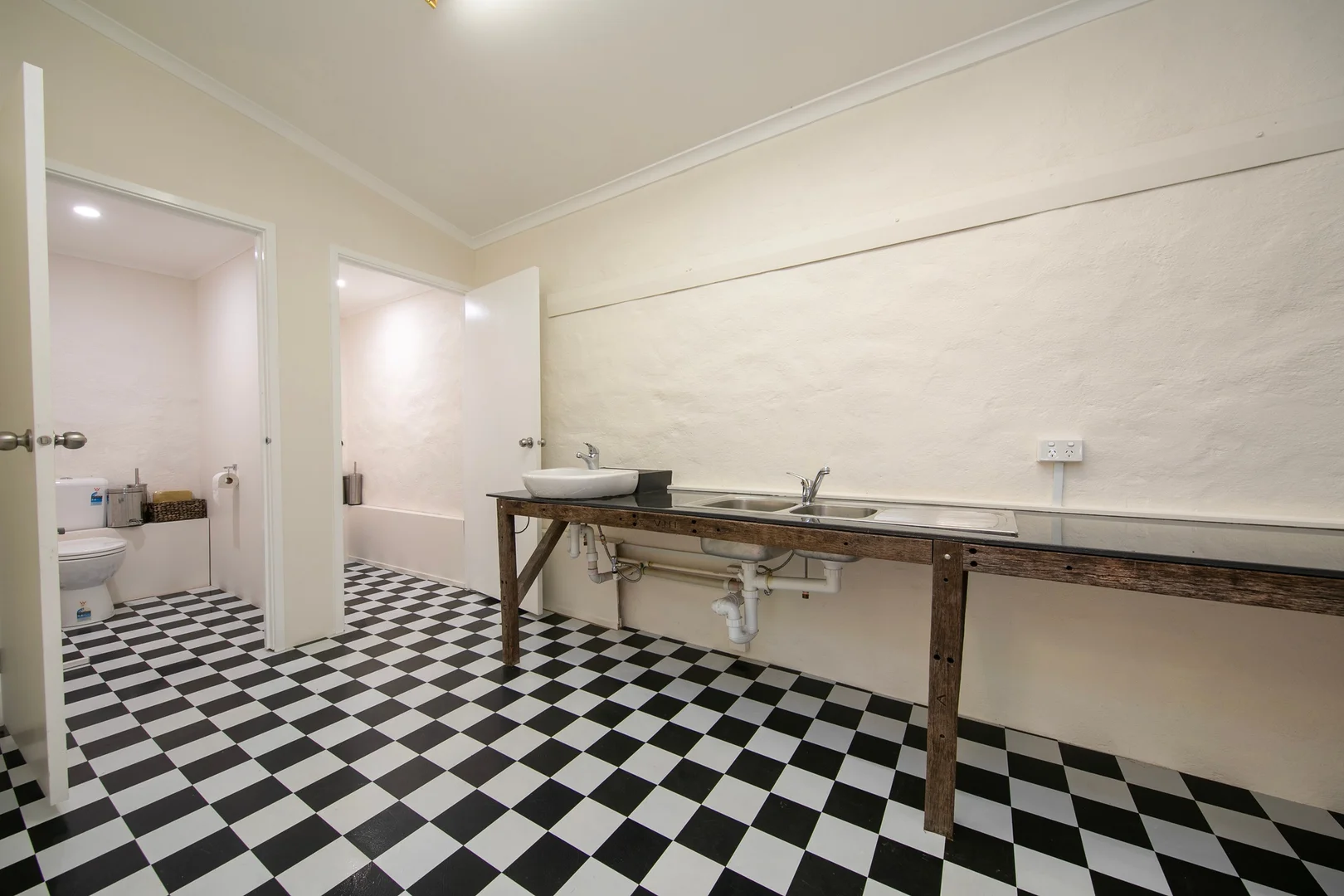 Additional image 25 of 36 Main North Road, Auburn SA 5451