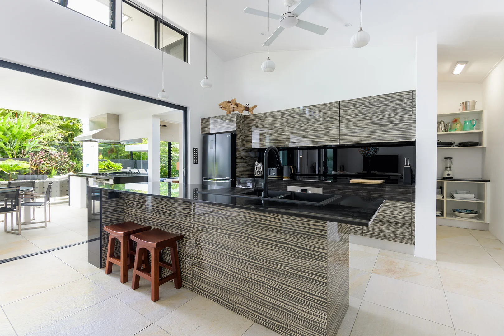 Additional image 3 of 41 Beachfront Mirage Dr, Port Douglas QLD 4877