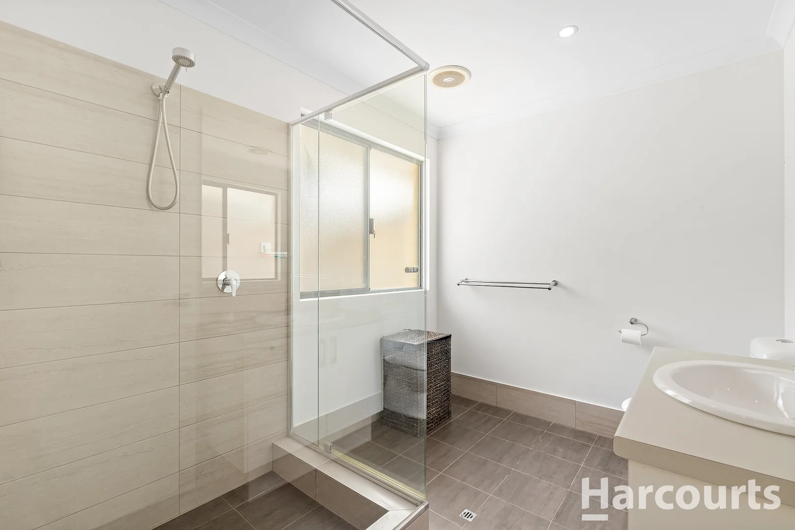 Additional image 9 of 218 Stacey Rise, Lake Clifton WA 6215