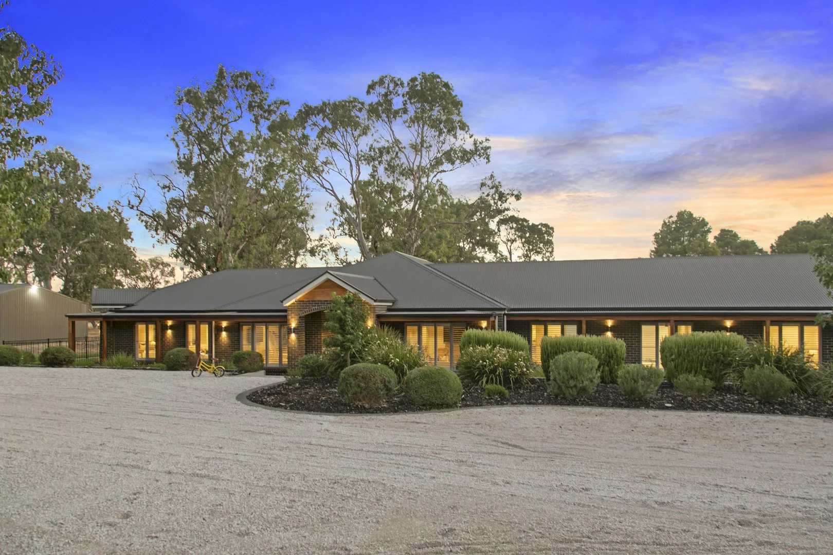 562 Balmoral Road, Cockatoo Valley SA 5351