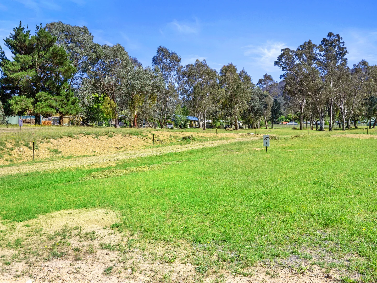 Additional image 10 of 1-4 South Crescent, Eildon VIC 3713