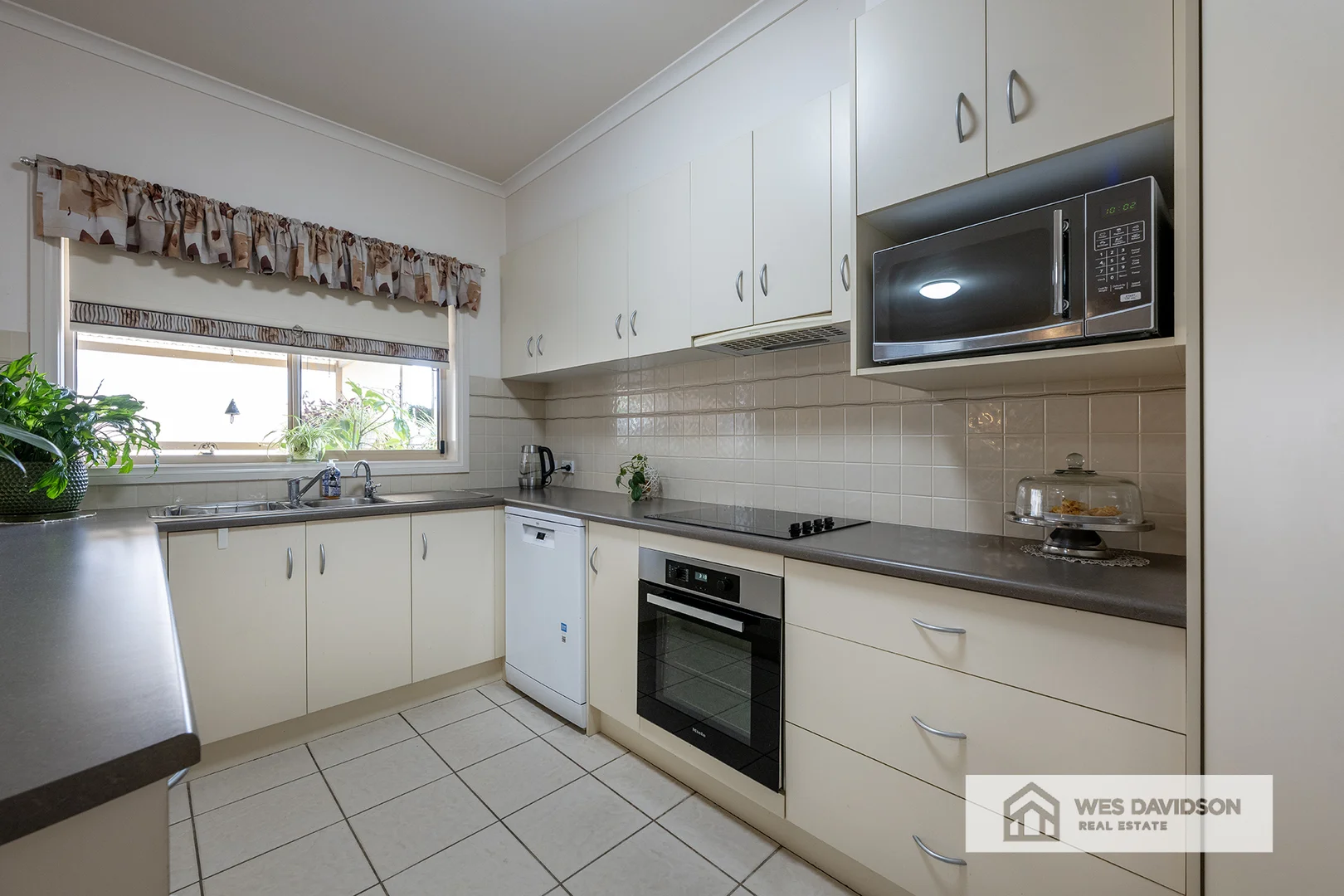 Additional image 8 of 36 McTavish Boulevard, Horsham VIC 3400