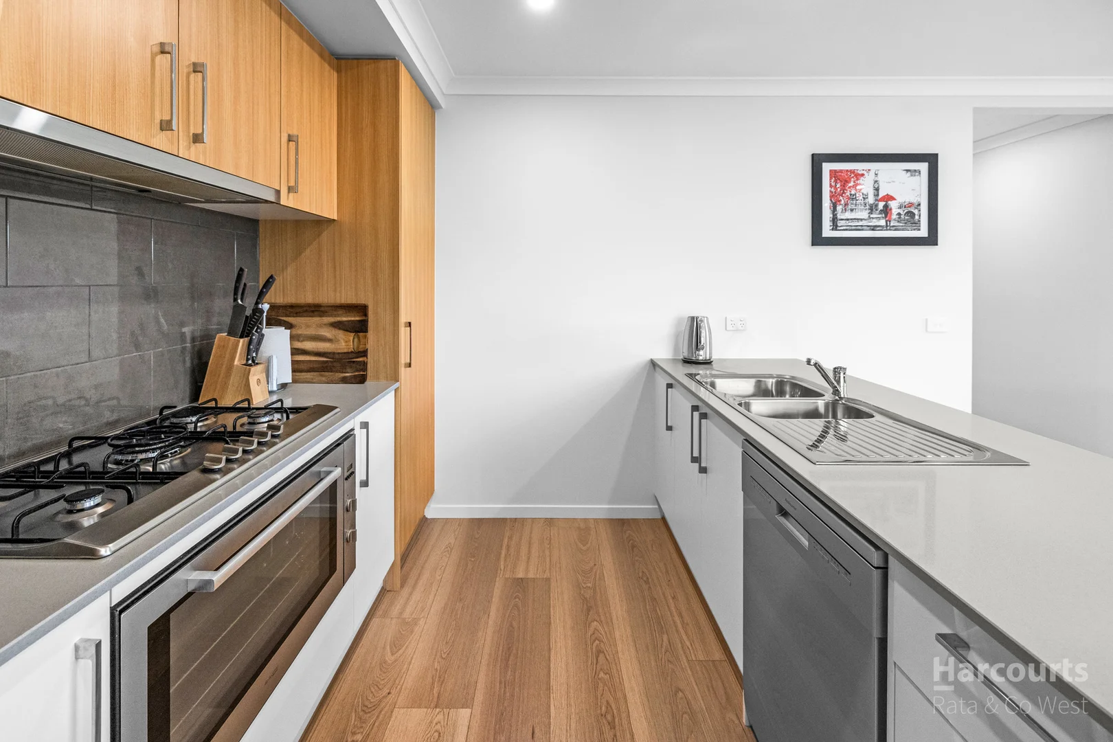 Additional image 4 of 41 Bayview Walk, Thornhill Park VIC 3335