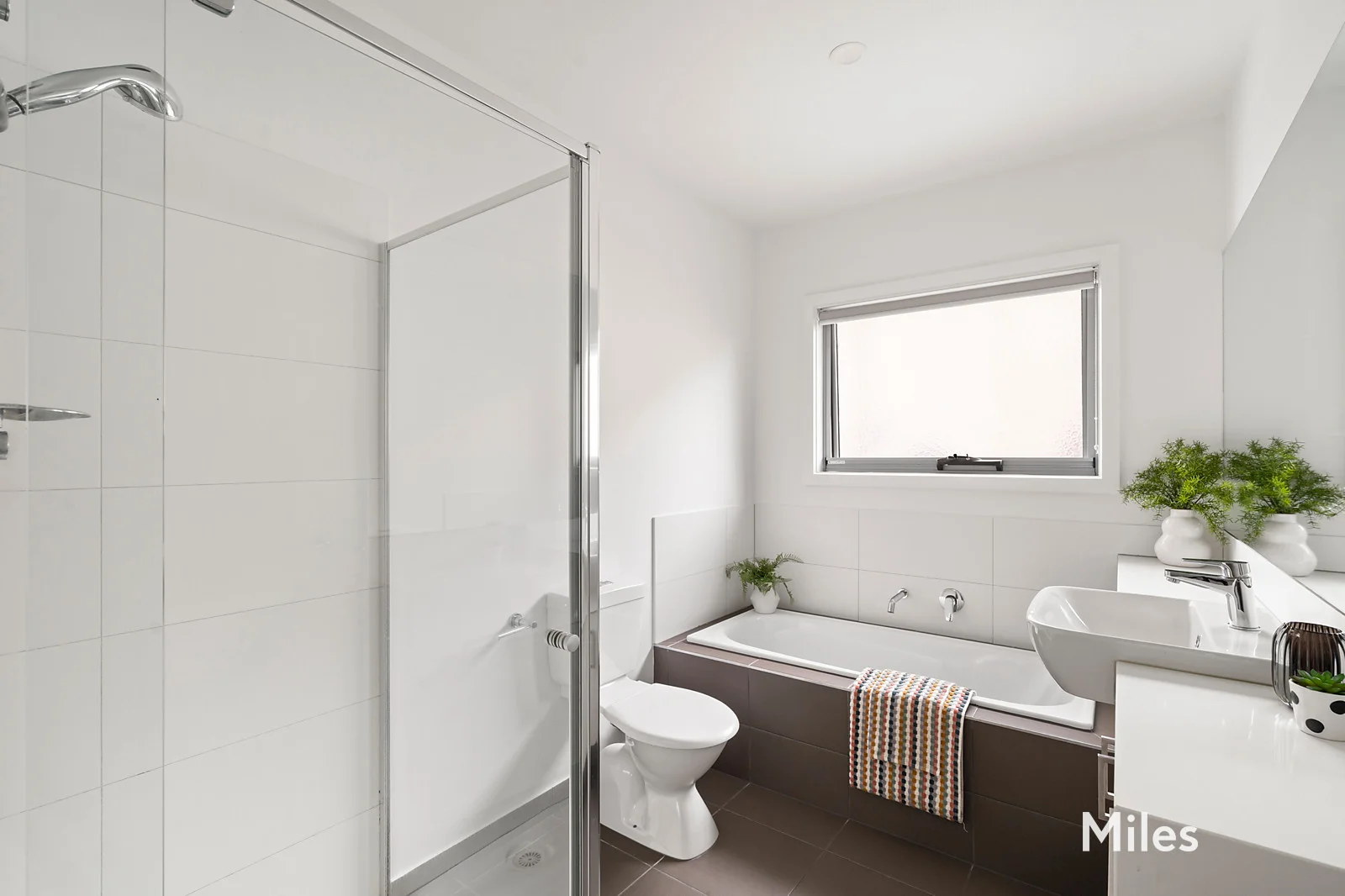 Additional image 7 of 1/1 Jellicoe Street, Ivanhoe VIC 3079