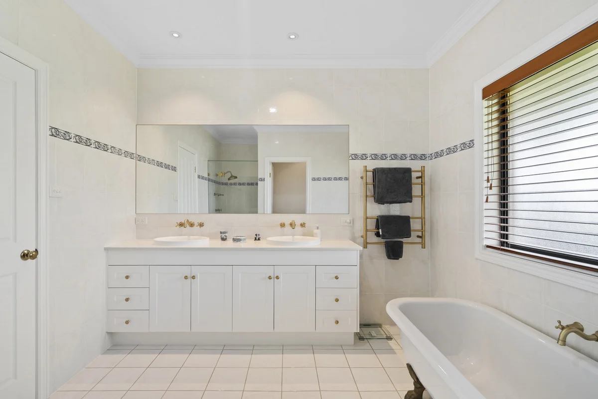 Additional image 21 of 137 Gladrose Crescent, Wongawallan QLD 4210