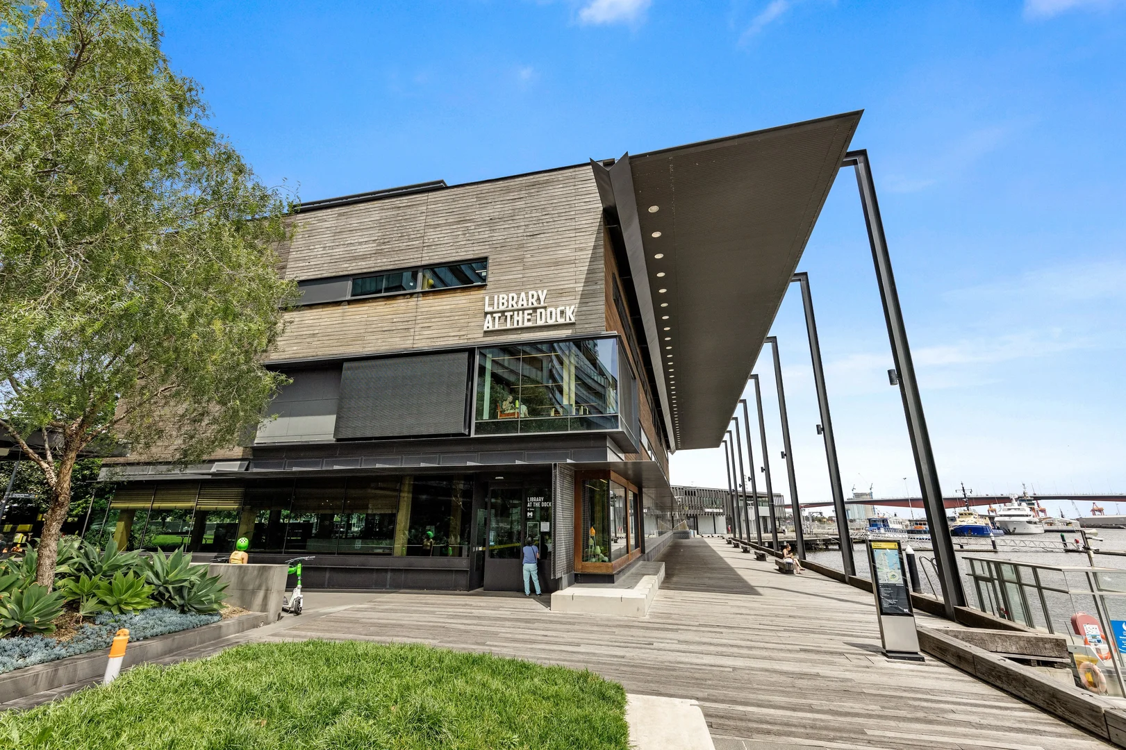 Additional image 33 of 1404E/888 Collins Street, Docklands VIC 3008