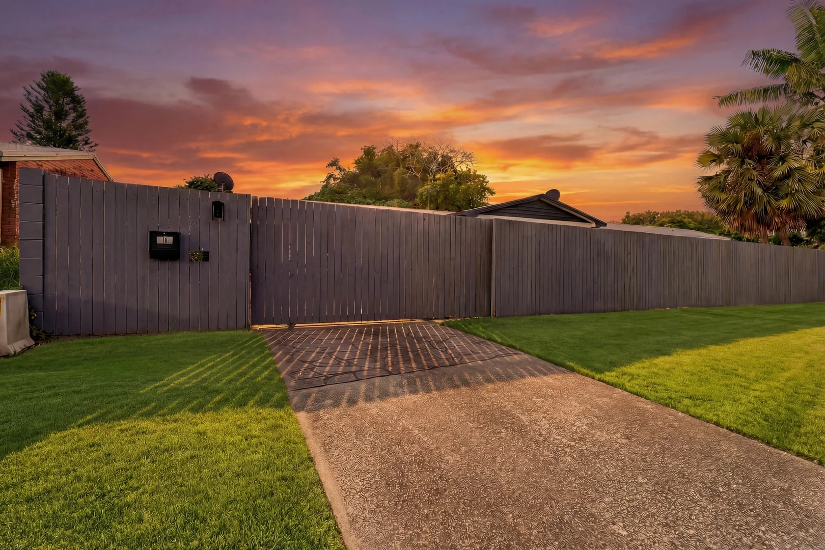 Additional image 28 of 10 Malibu Close, White Rock QLD 4868