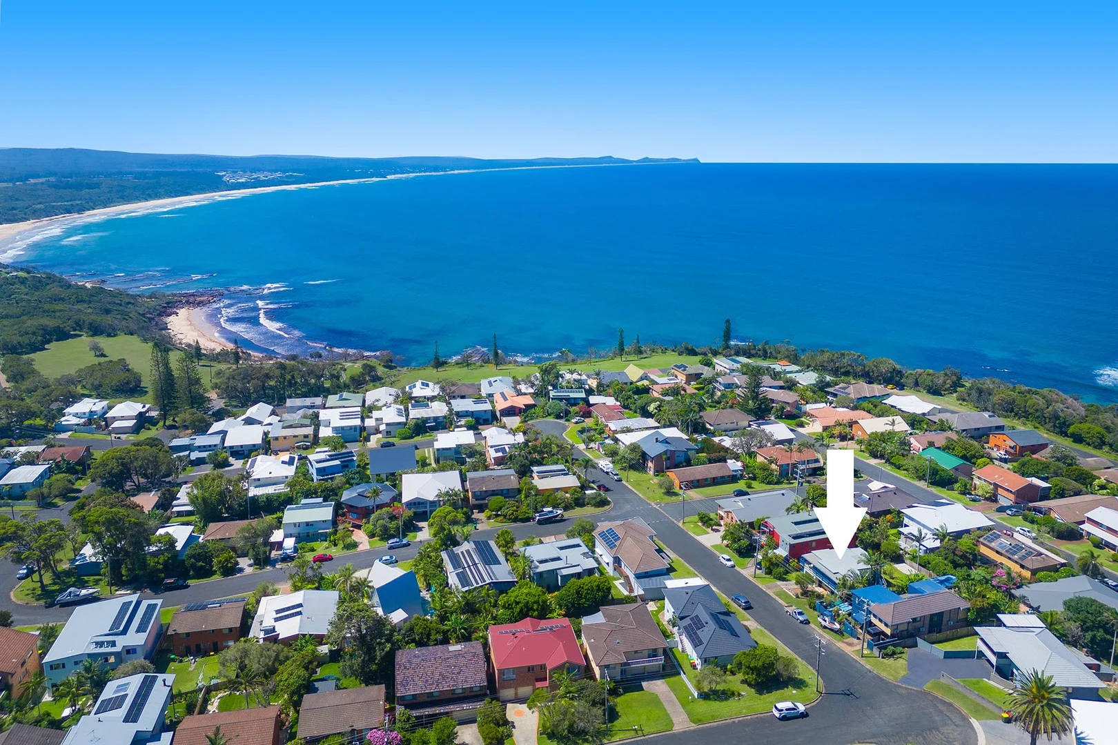 18 Fourth Avenue, Bonny Hills NSW 2445