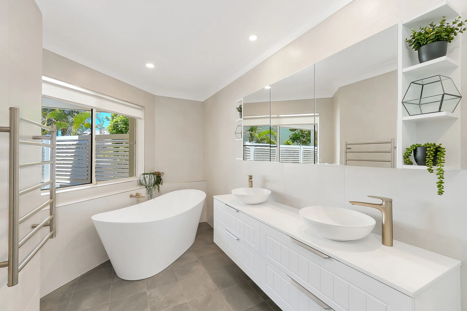 Additional image 11 of 4/3-5 Tramway Road, North Avoca NSW 2260