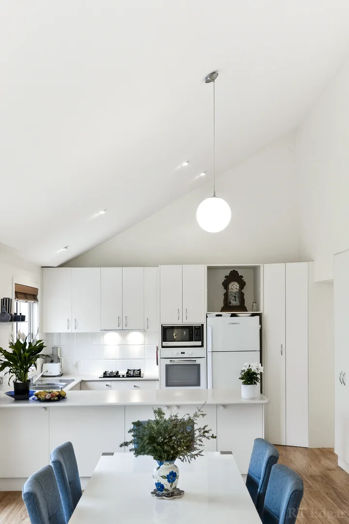 Additional image 7 of 17B Beach Close, Point Lonsdale VIC 3225