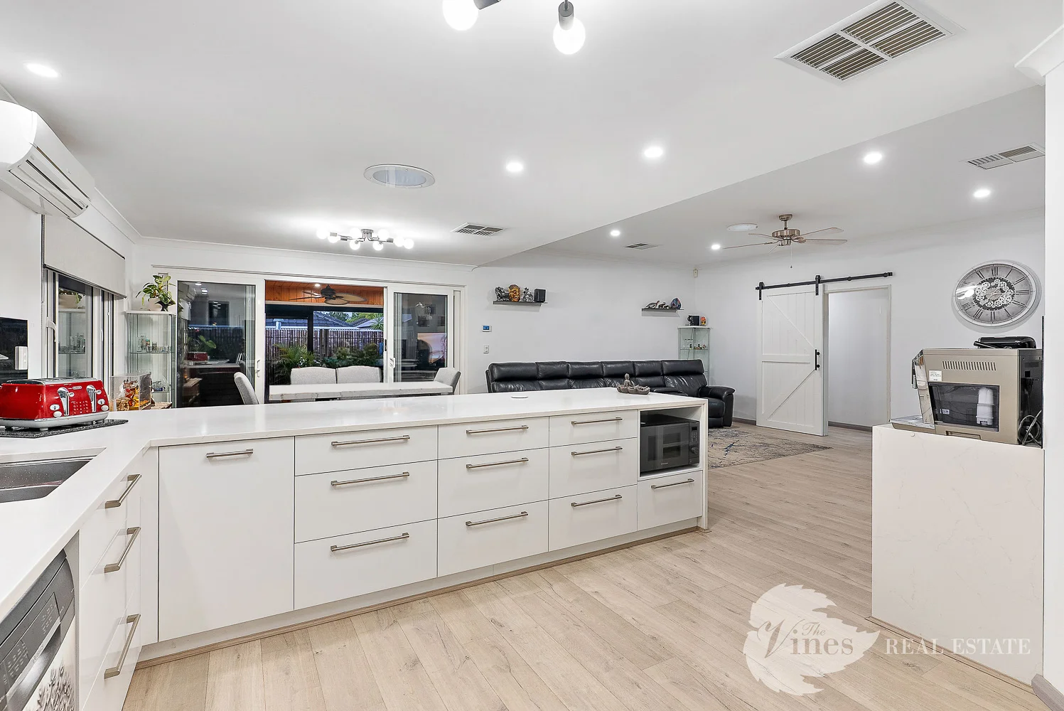 Additional image 10 of 10 Pirianda Way, Aveley WA 6069