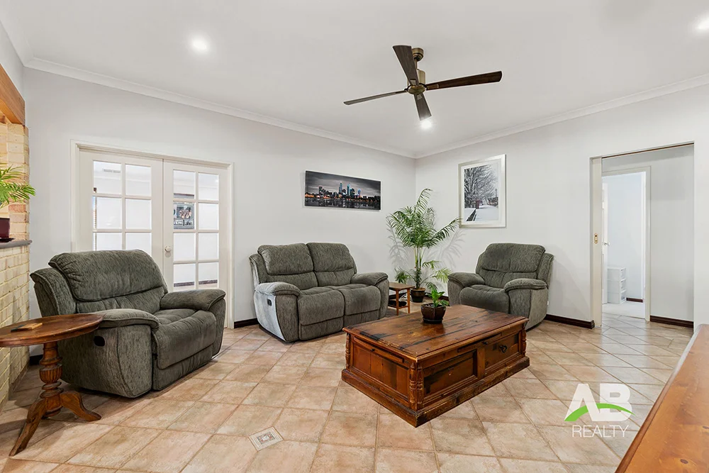 Additional image 11 of 77 High Road, Wanneroo WA 6065