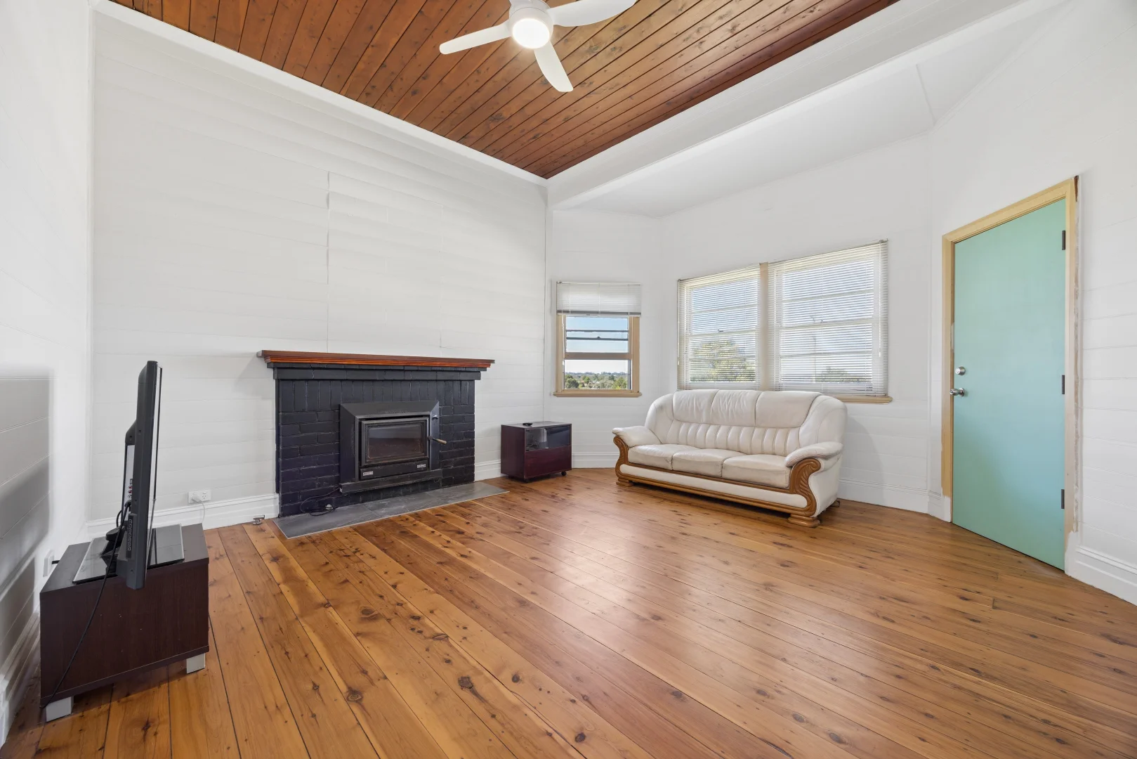 Additional image 2 of 12 Elizabeth Street, Young NSW 2594