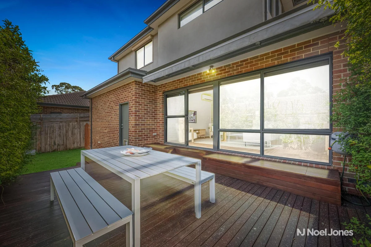 2/22 Charles Street, Ringwood East VIC 3135