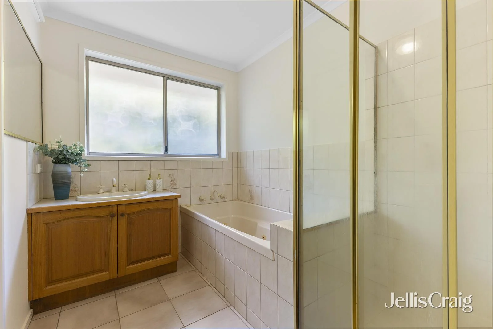 Additional image 8 of 1/4 Charles Street, Mount Waverley VIC 3149