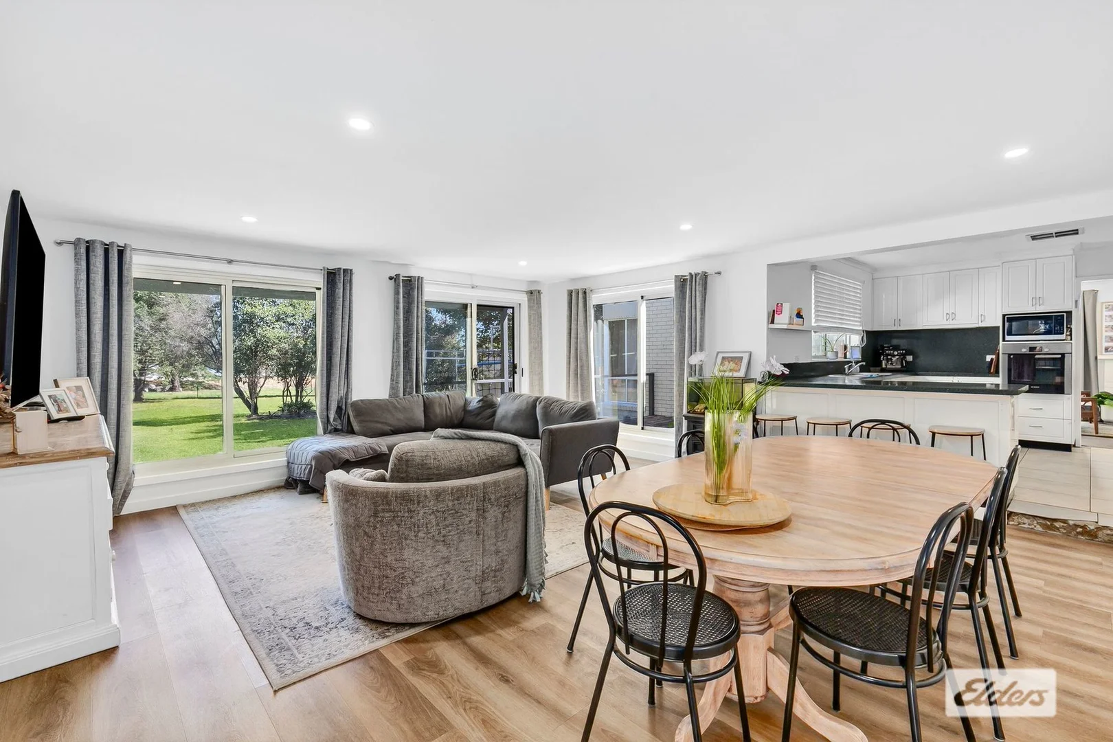 Additional image 3 of 2 Lemin Avenue, Rutherglen VIC 3685